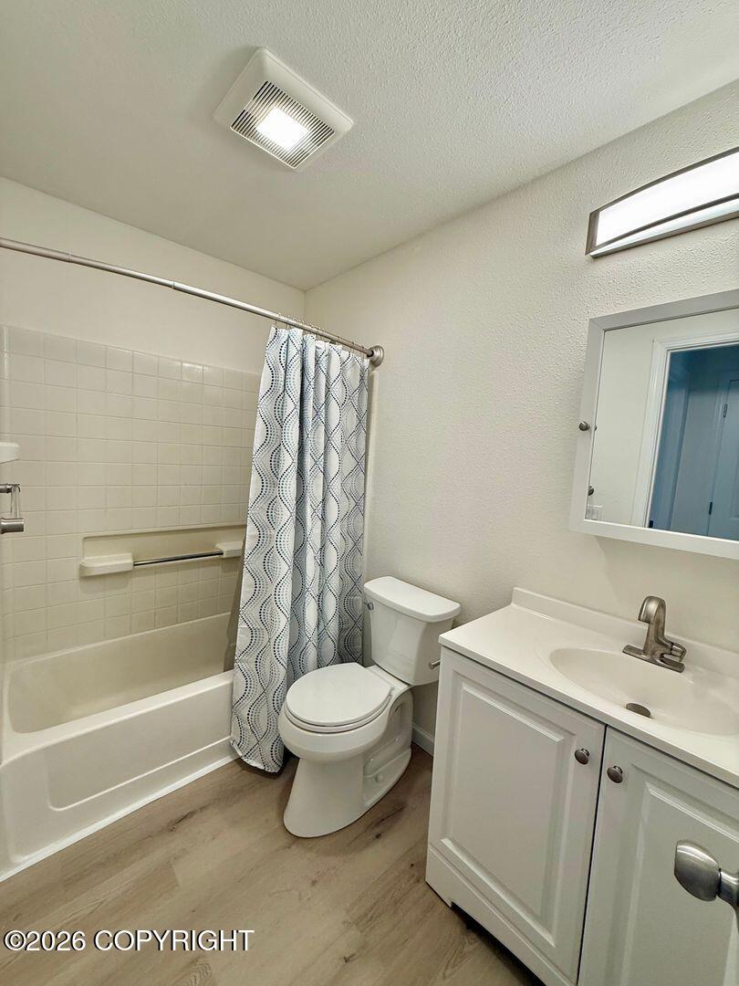 136 Trumpeter Avenue Property Photo 8