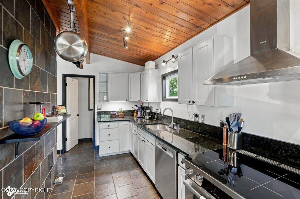 3014 Sheldon Jackson Street Property Photo 12