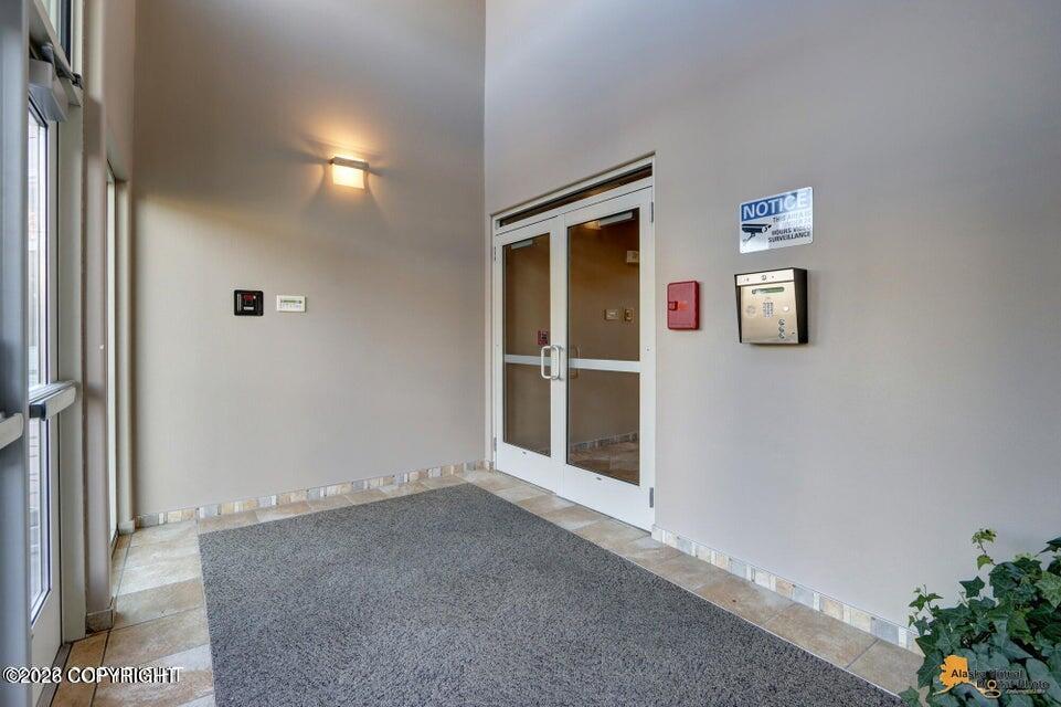 222 E 7th Avenue #302 Property Photo 3
