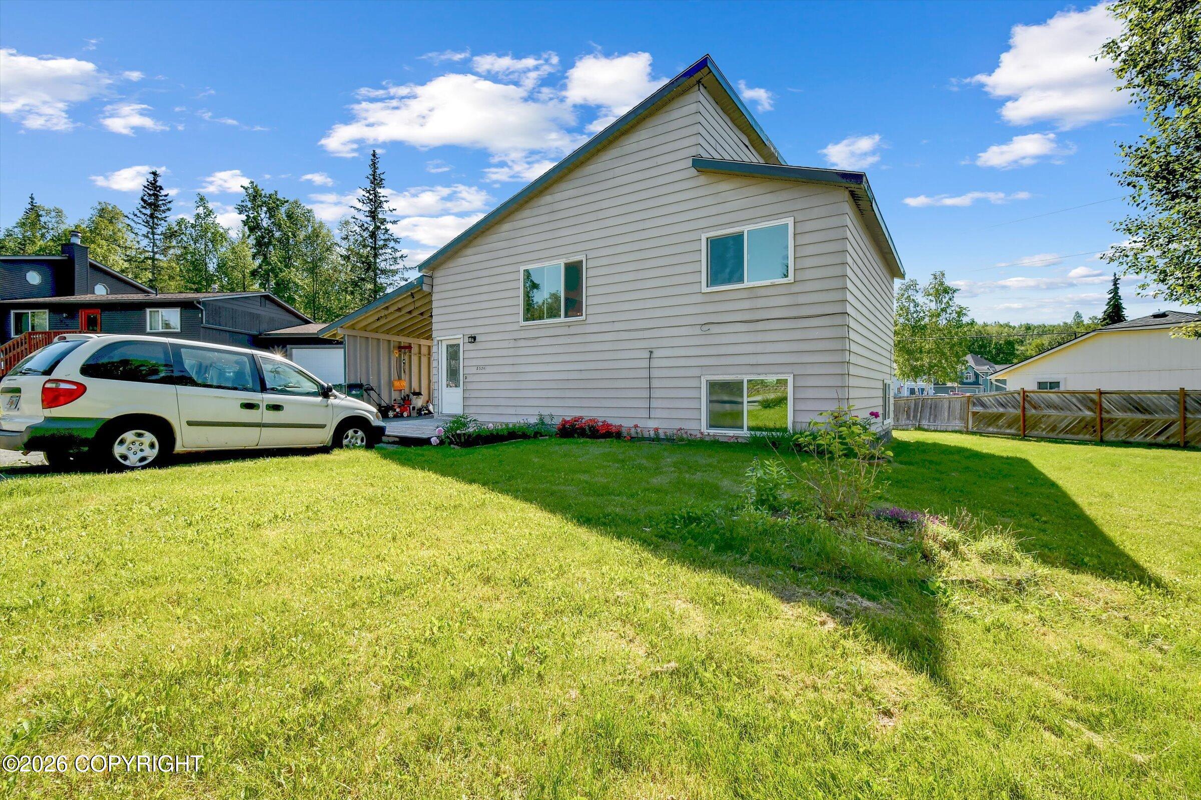 8520 Craiger Court Property Photo 2