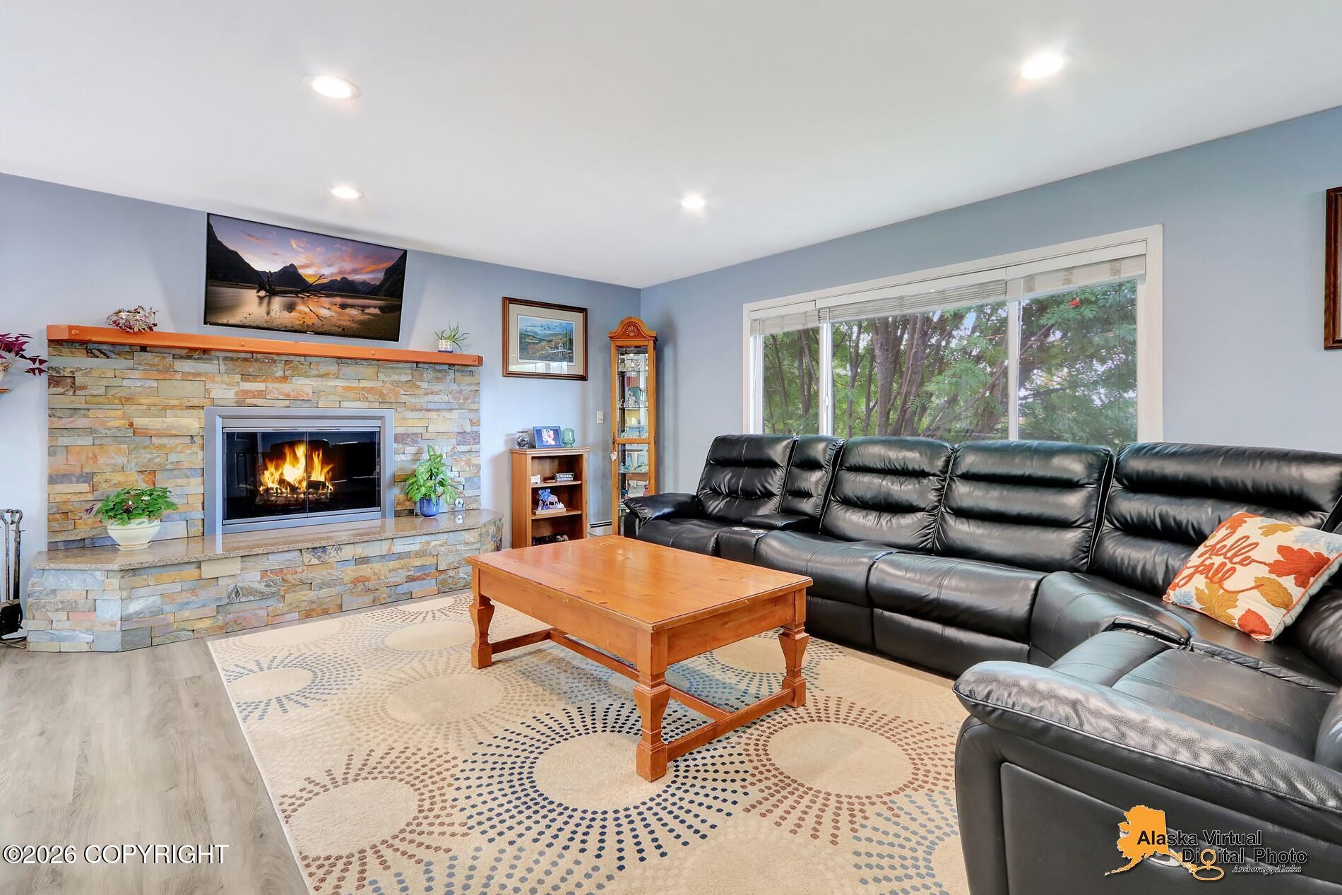 11033 Buskin Circle Property Photo 5