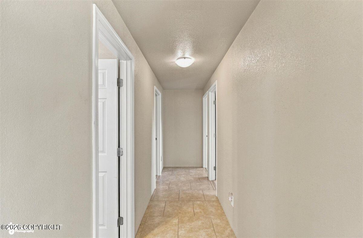 2307 W 32nd Avenue Property Photo 14