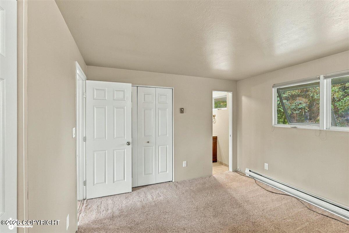 2307 W 32nd Avenue Property Photo 21