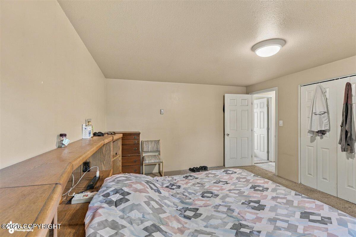 2307 W 32nd Avenue Property Photo 30