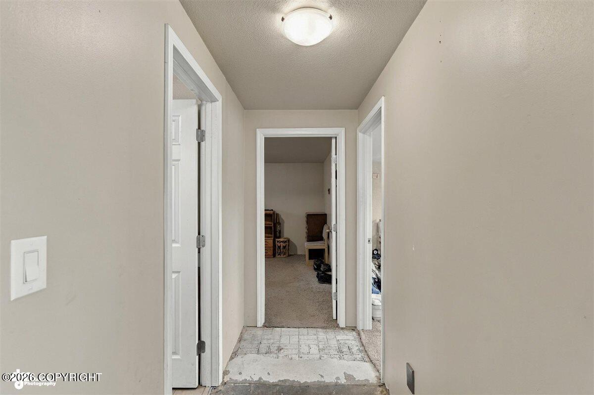 2307 W 32nd Avenue Property Photo 36