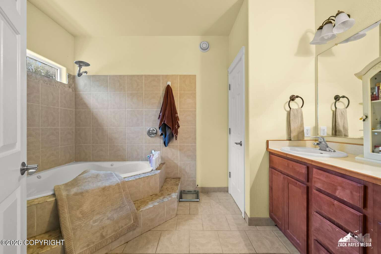 1204 S Vermillon Drive Property Photo 17