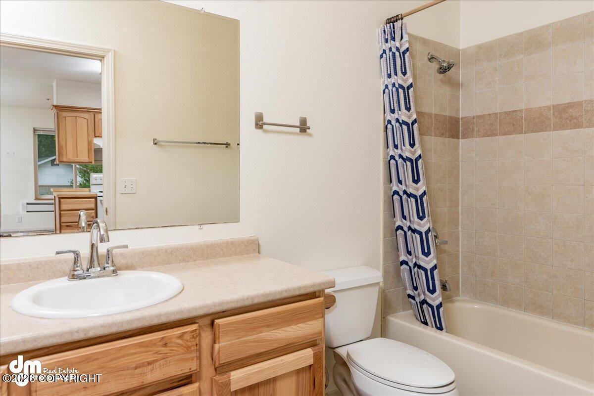 634 E 73rd Avenue #d Property Photo 9