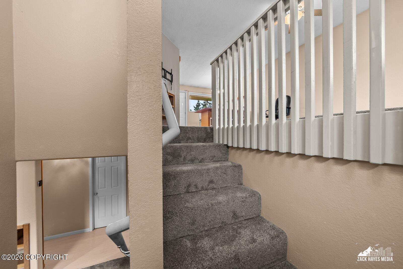 268 Grand Larry Street Property Photo 3