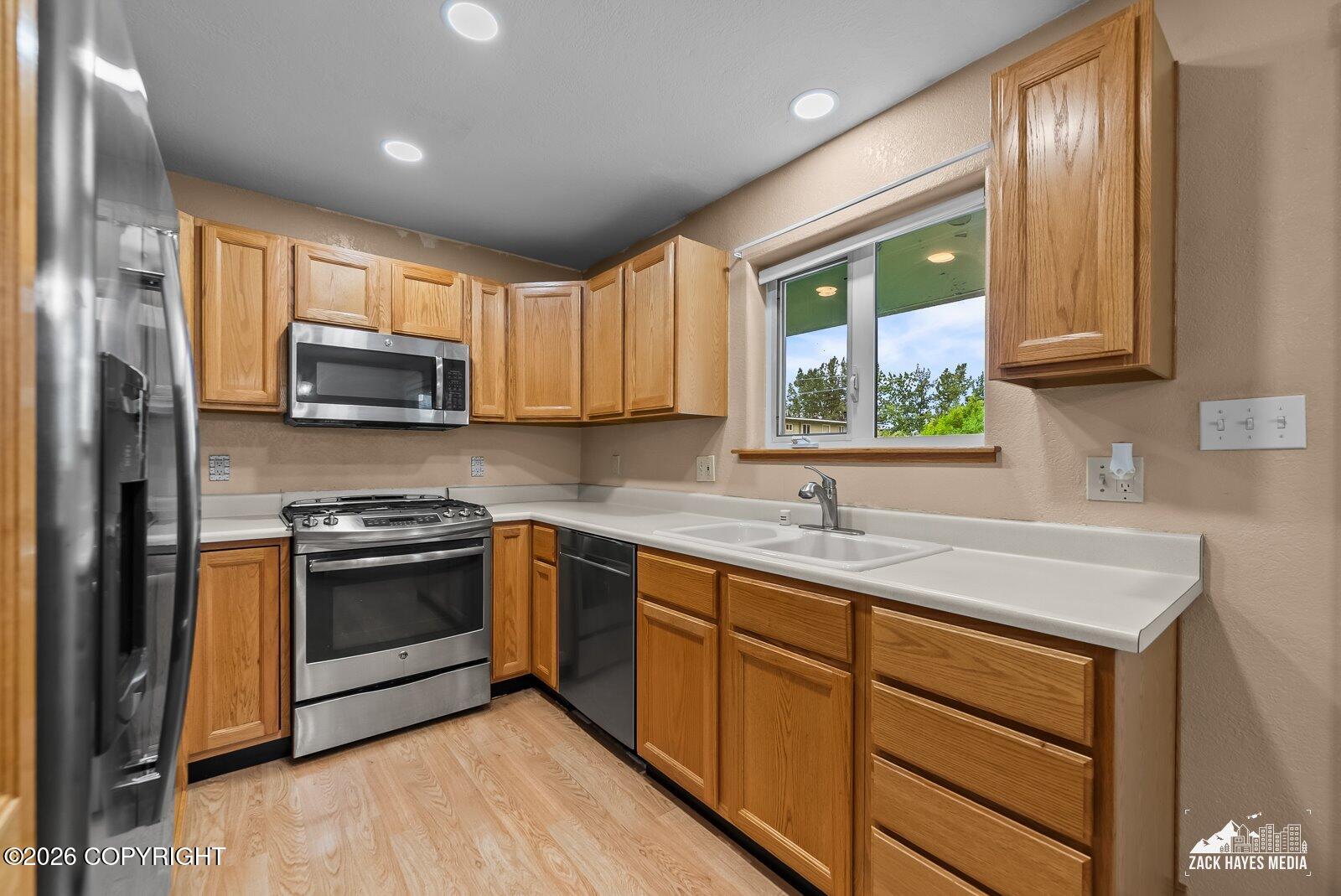 268 Grand Larry Street Property Photo 7