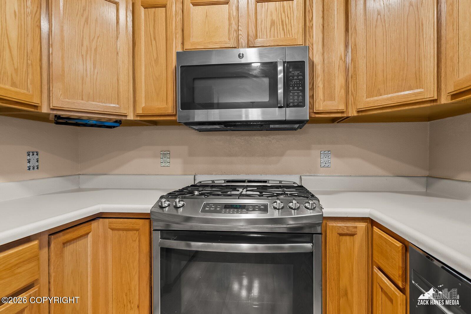 268 Grand Larry Street Property Photo 11