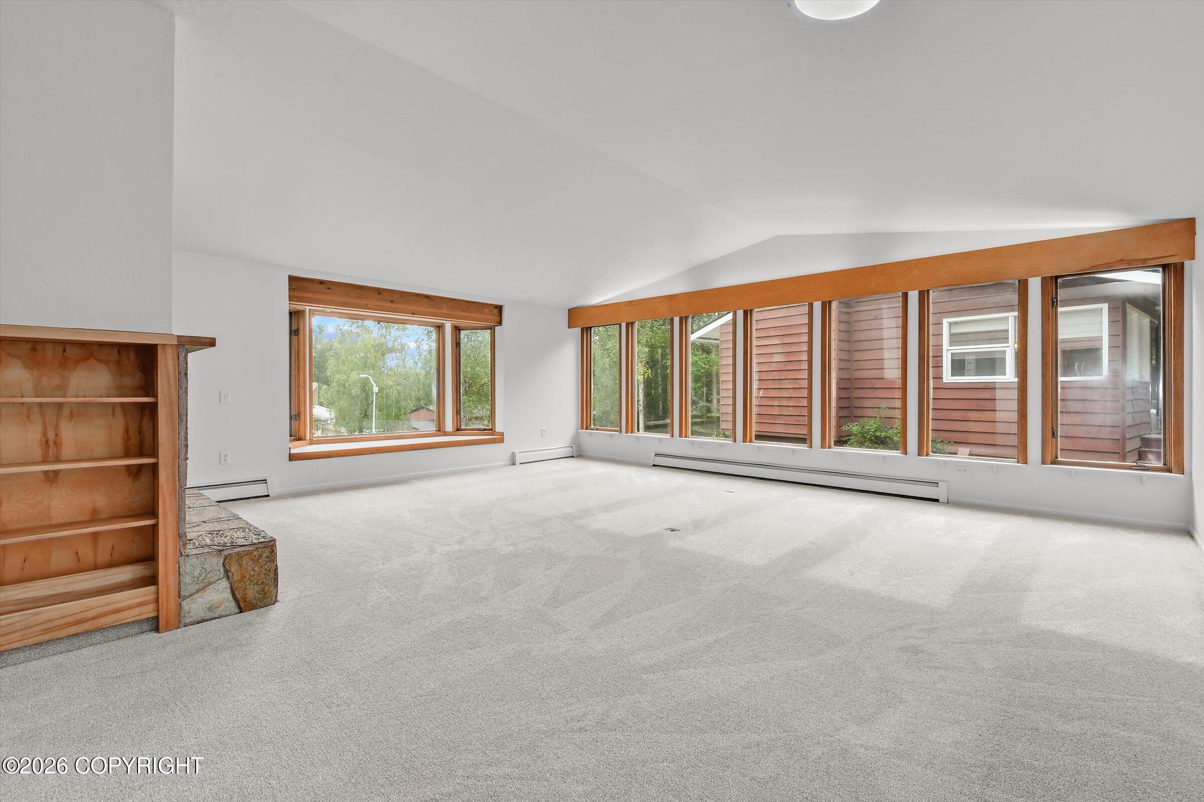3740 Winterset Drive Property Photo 3