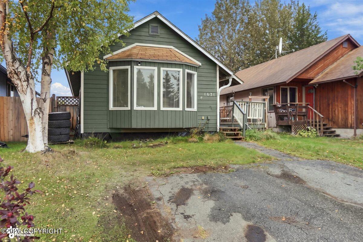 1631 Cedrus Court Property Photo 2