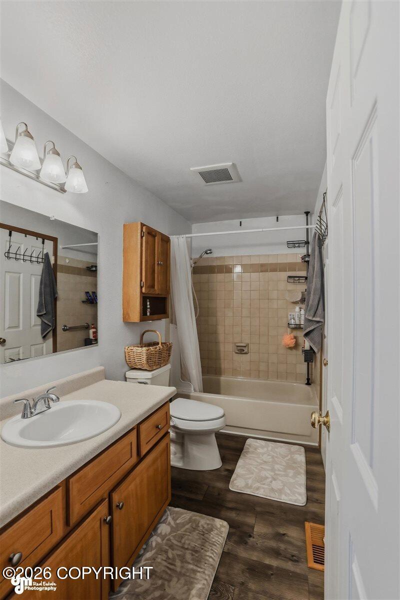 1631 Cedrus Court Property Photo 26