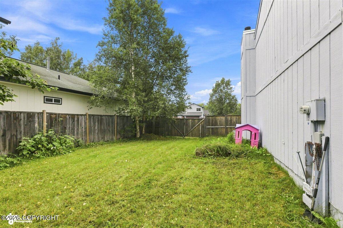 2440 W 71st Circle Property Photo 36
