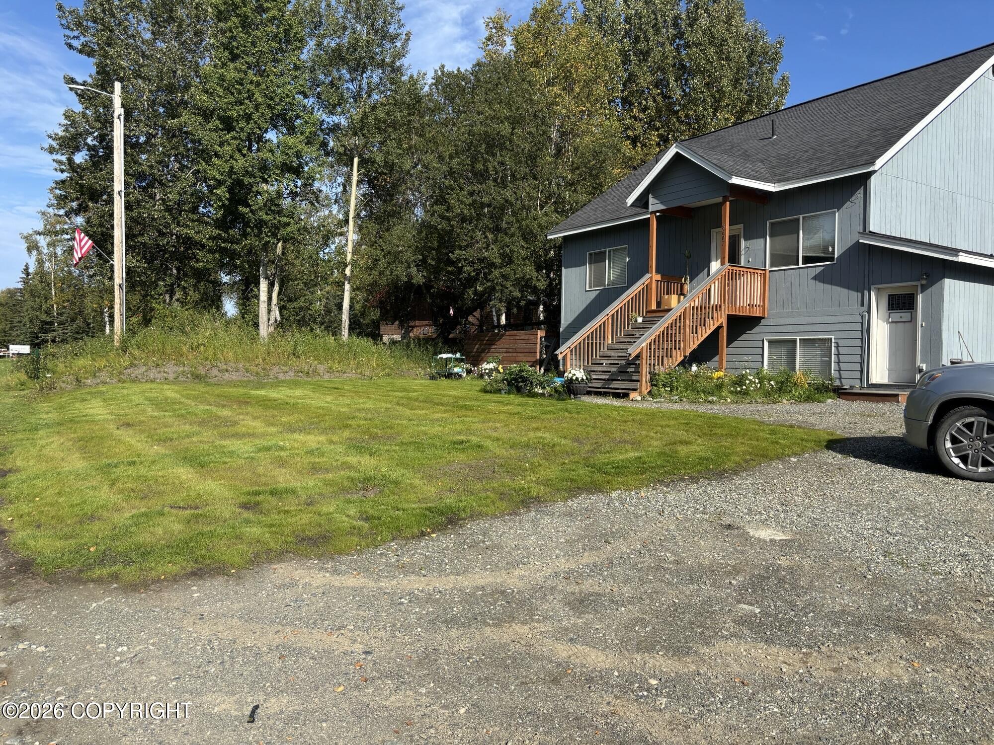 26-11800 Property Photo 2