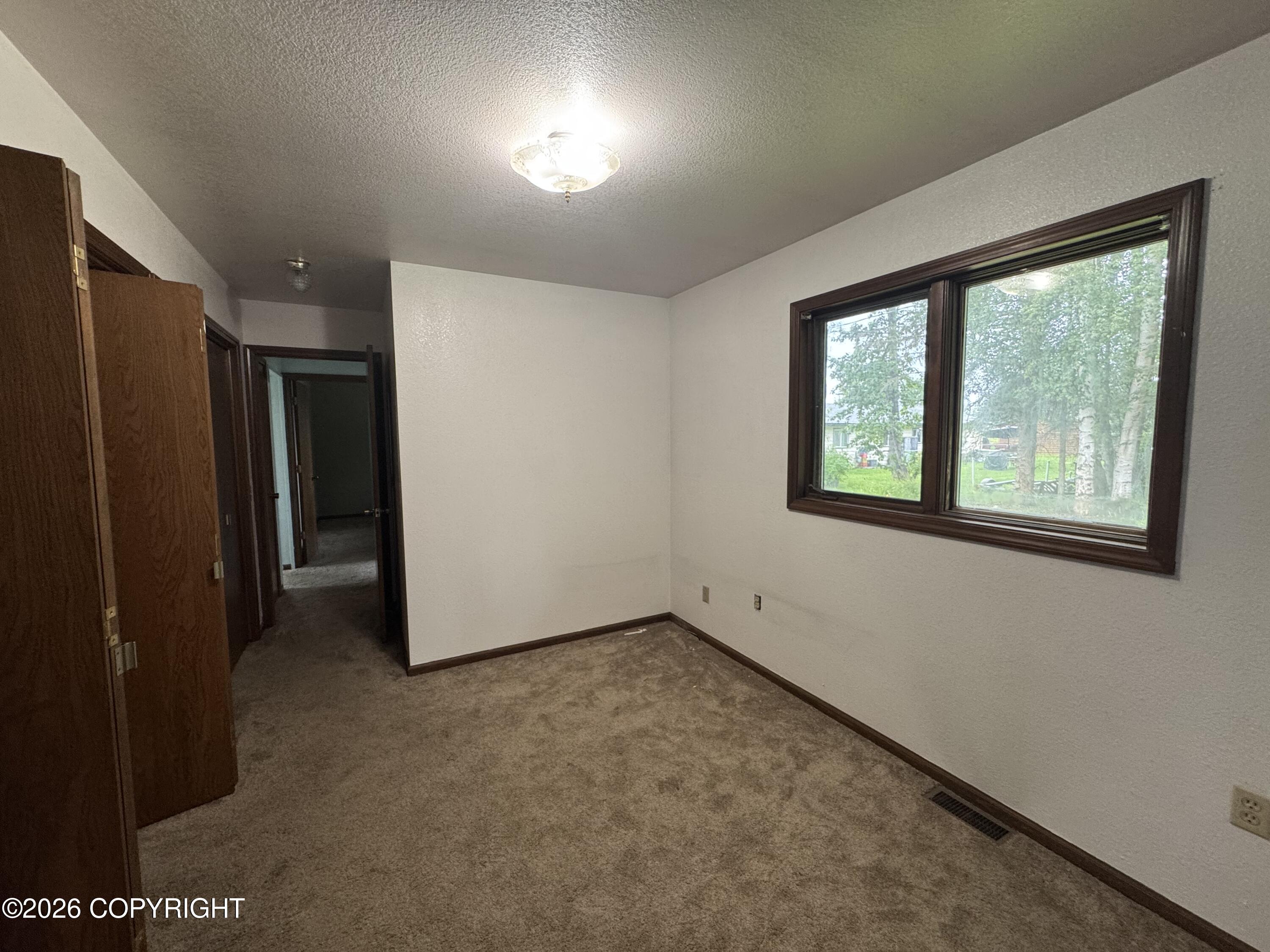 160 W Marydale Avenue Property Photo 12