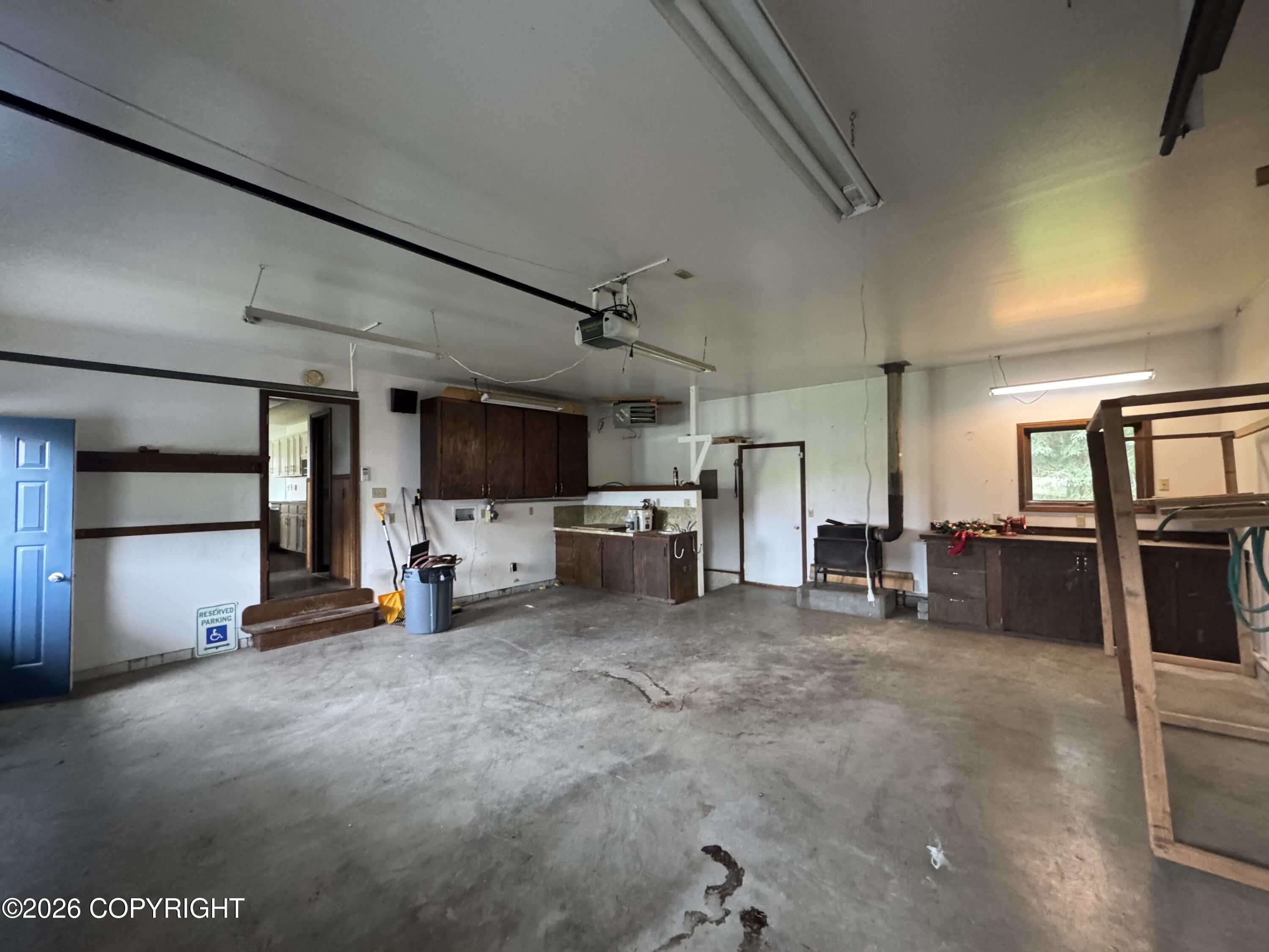 160 W Marydale Avenue Property Photo 13
