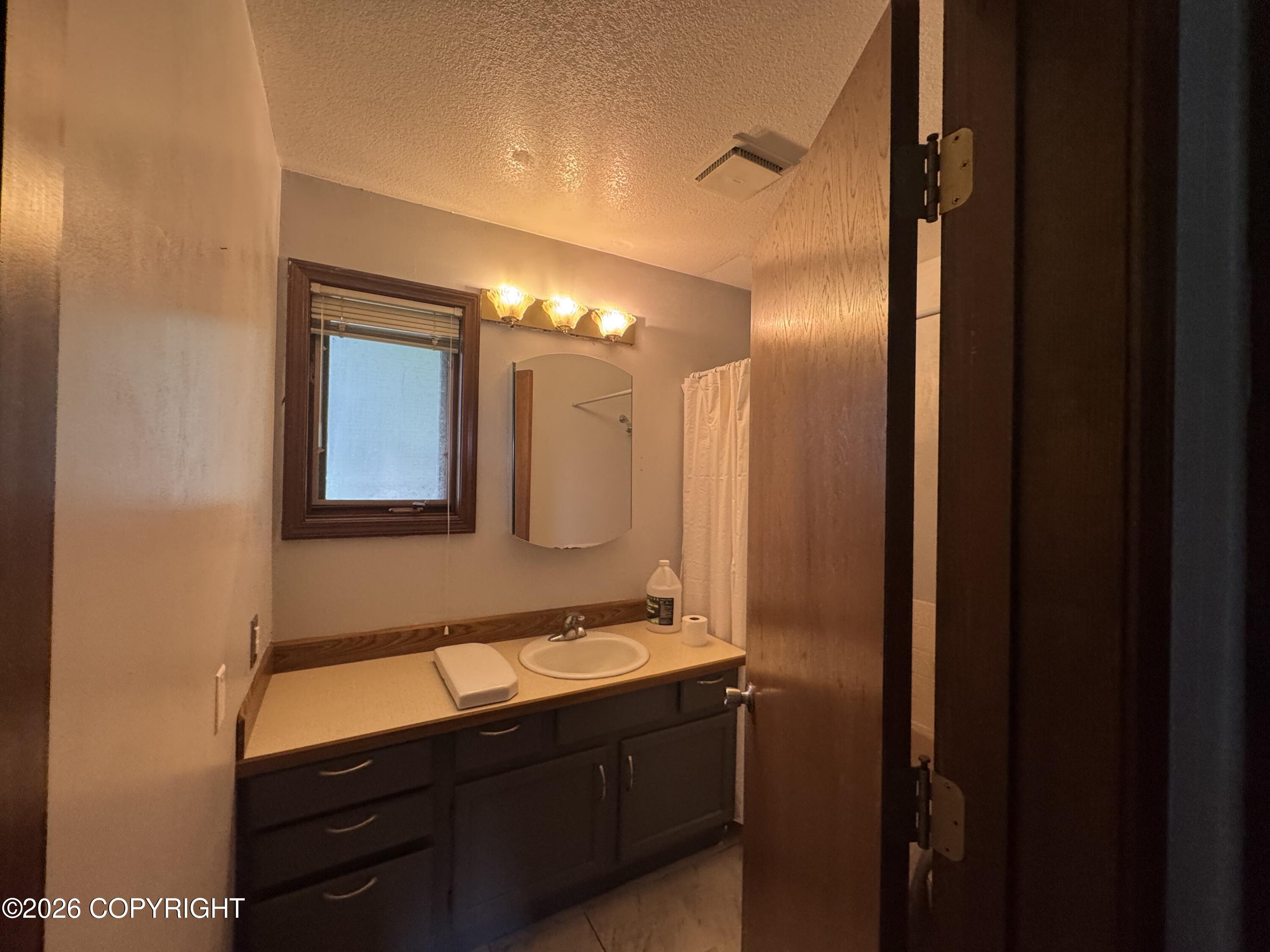 160 W Marydale Avenue Property Photo 17