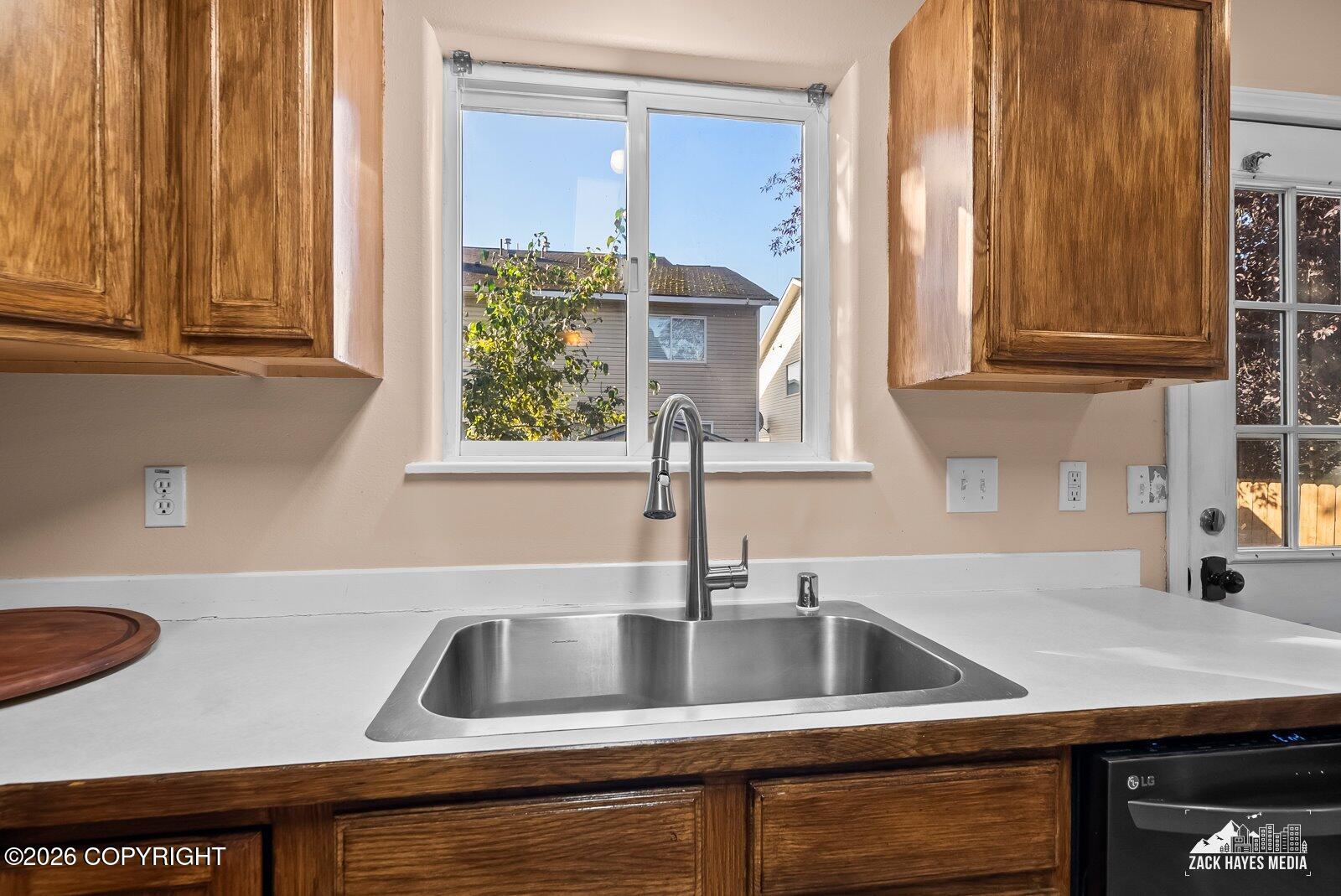 5630 E 4th Avenue #13 Property Photo 17