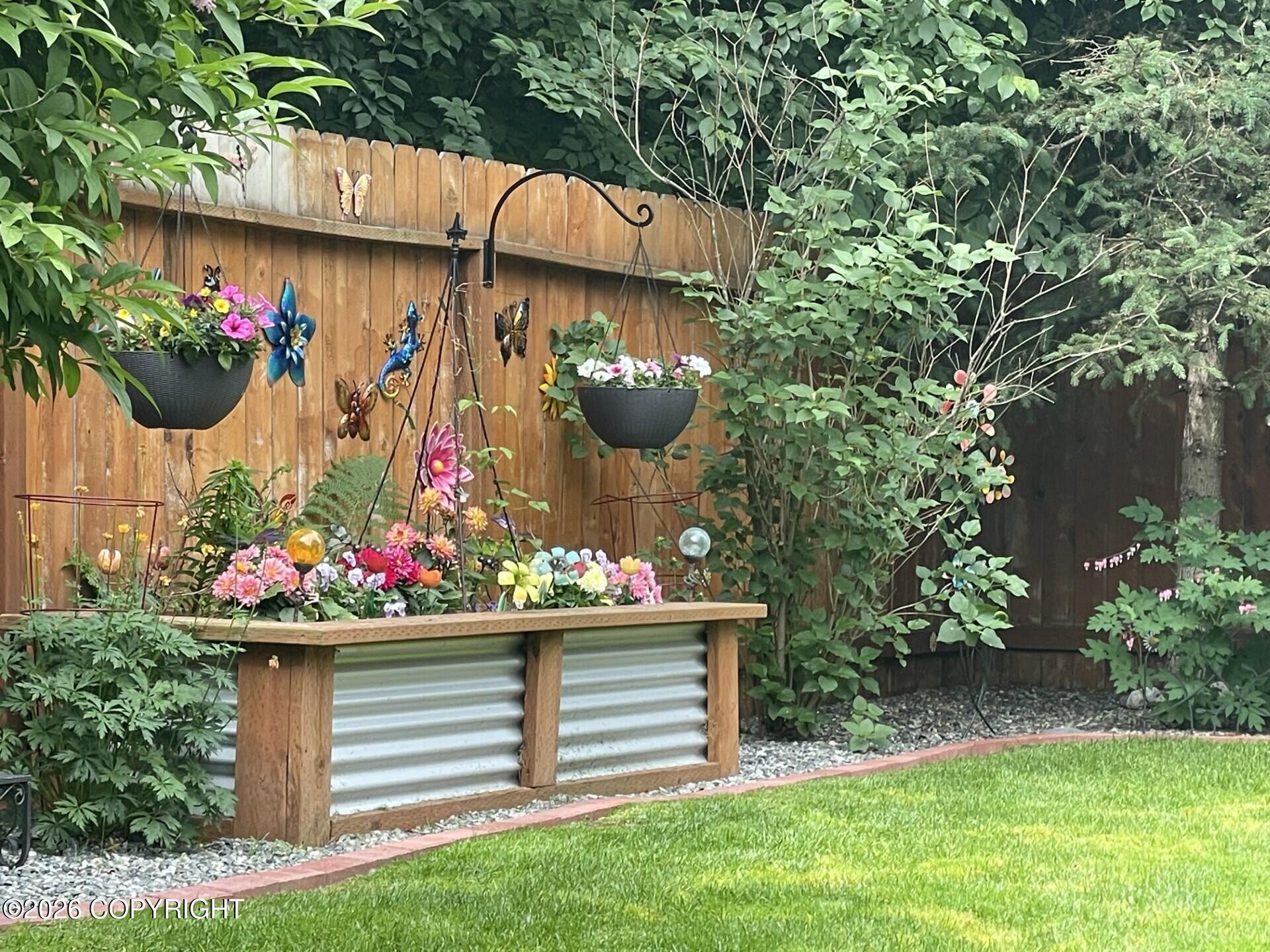 5816 Image Circle Property Photo 2