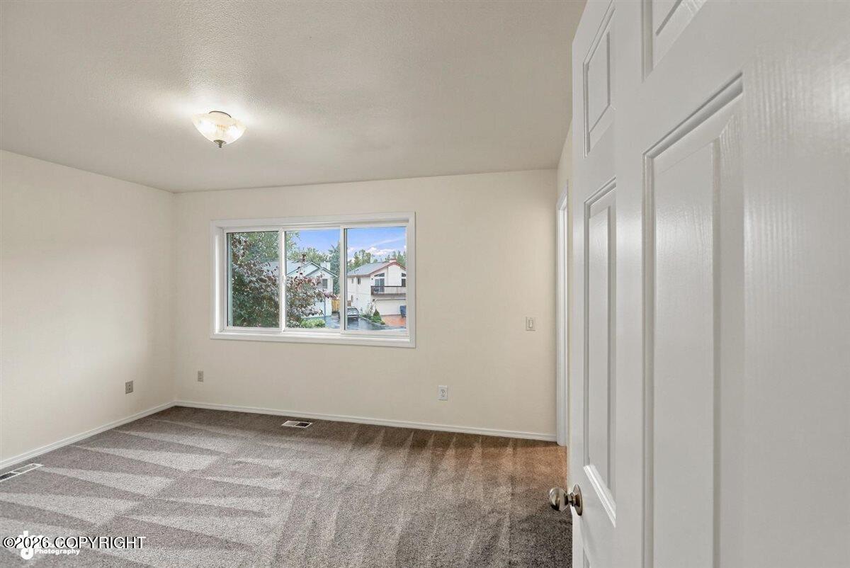 5816 Image Circle Property Photo 15