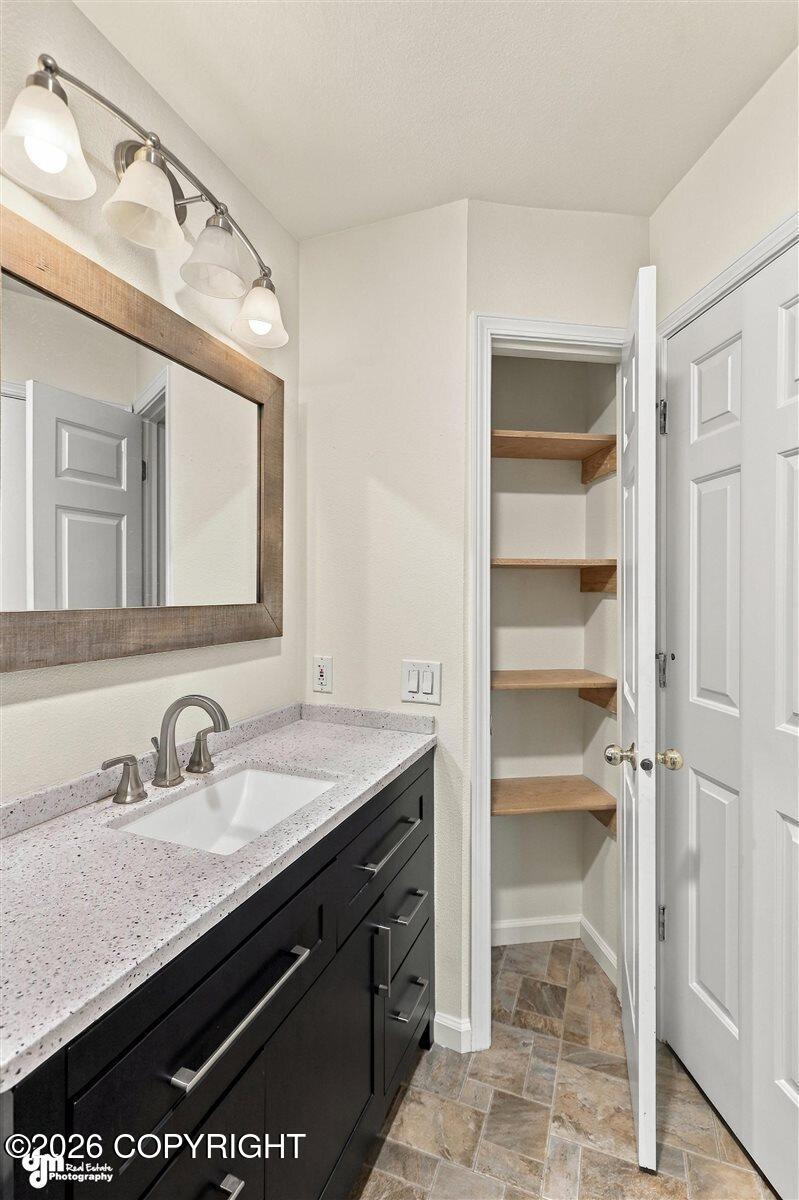 5816 Image Circle Property Photo 22