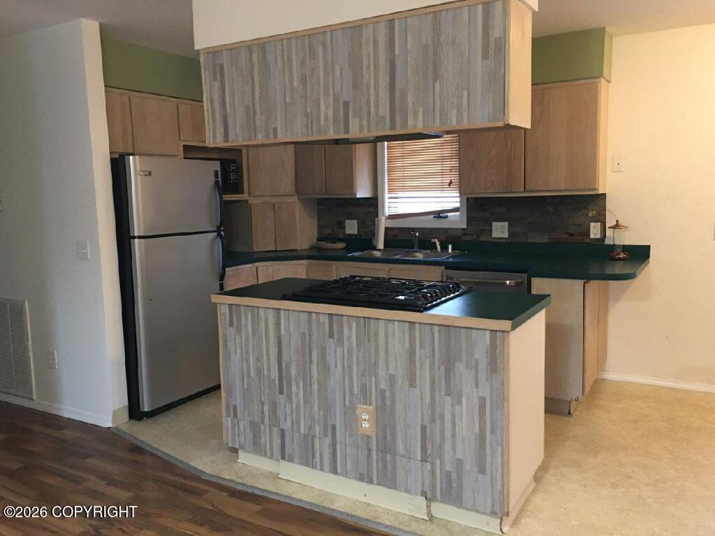 845 W Josh Drive Property Photo 2
