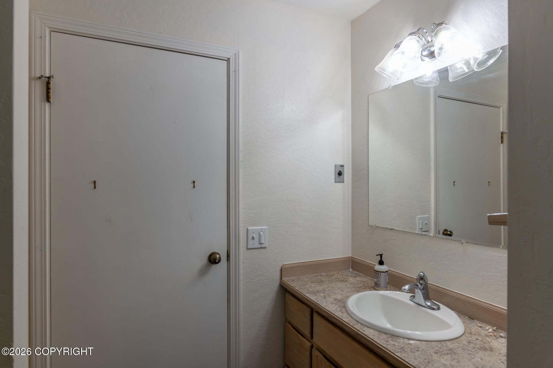845 W Josh Drive Property Photo 14