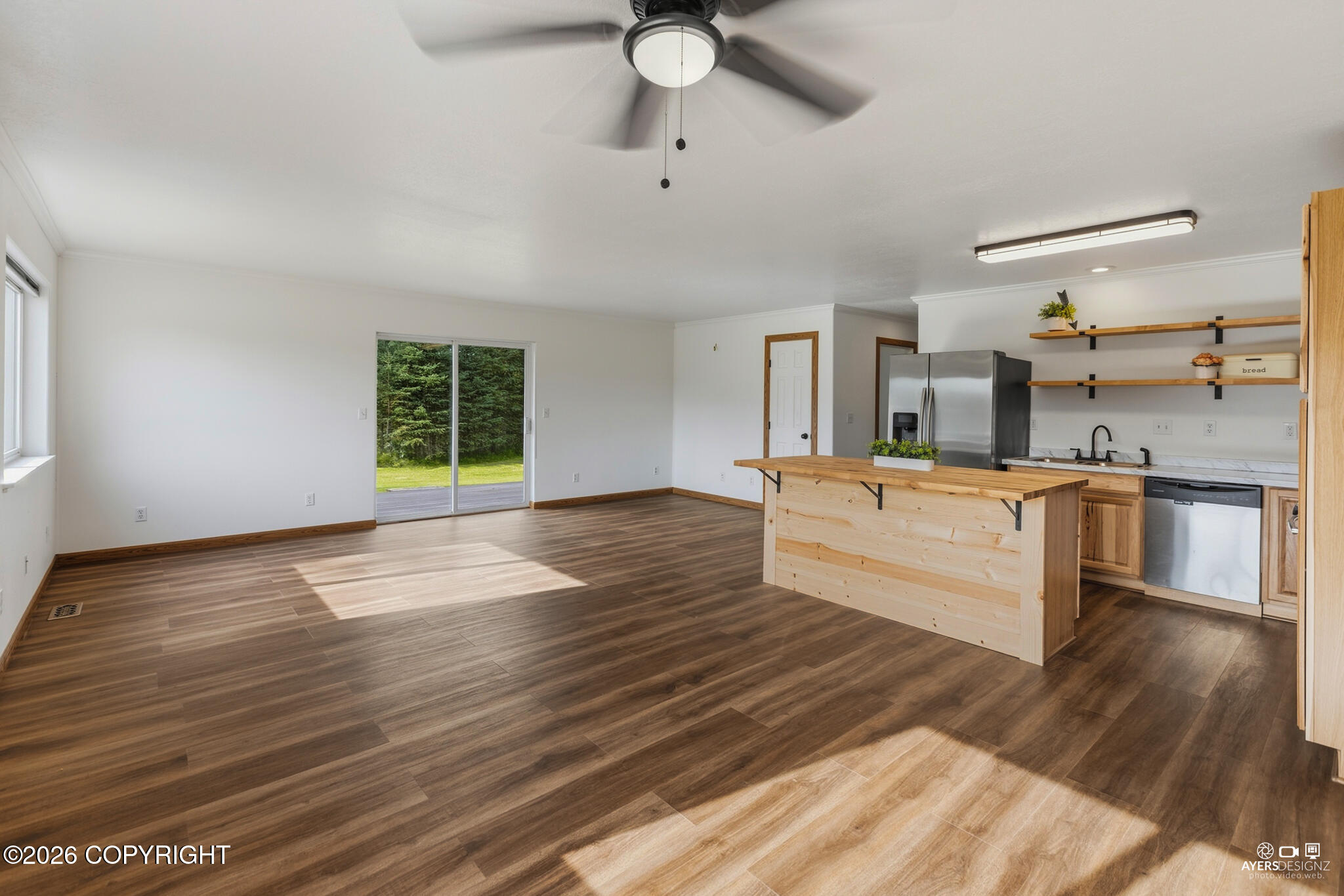 48210 Birdsong Court Property Photo 9