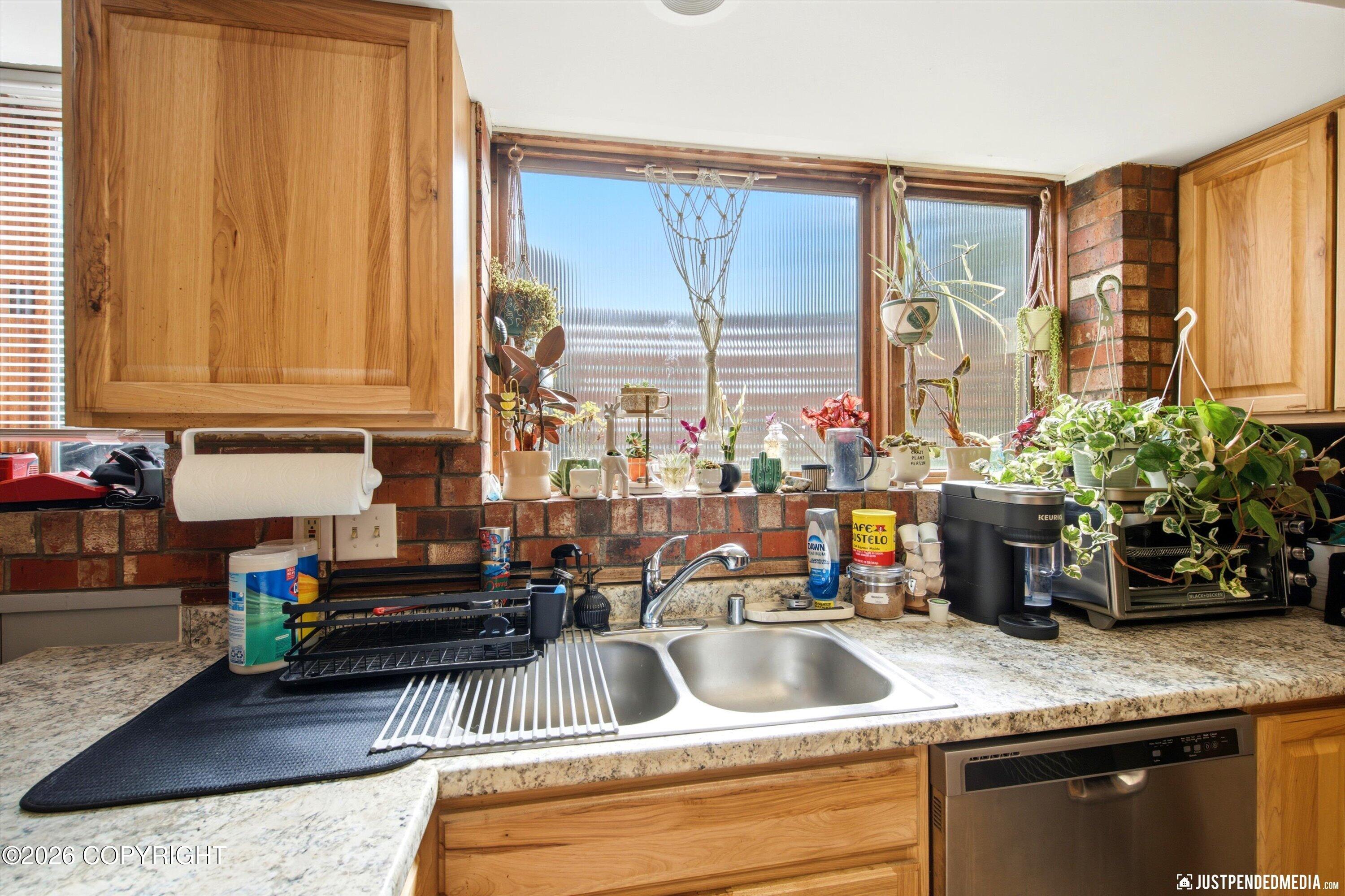 2615 W 33rd Avenue Property Photo 40