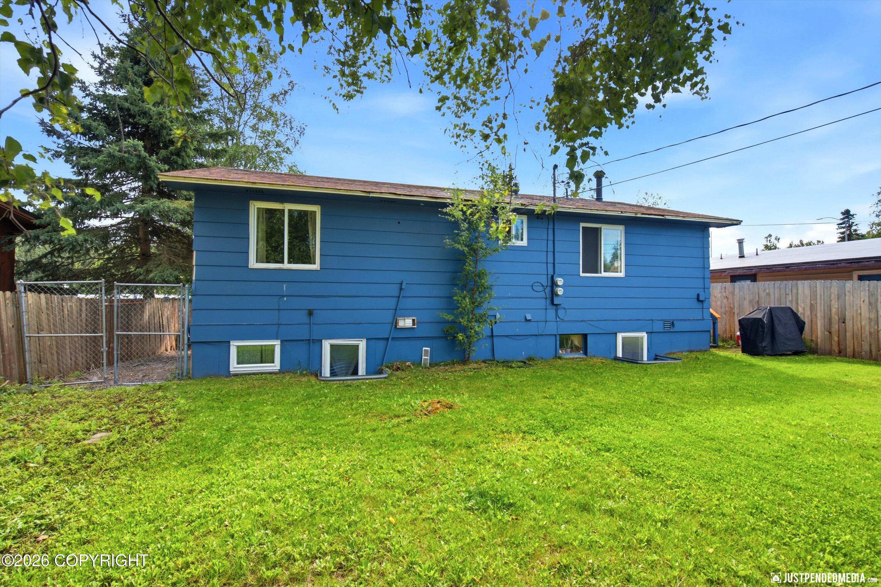2615 W 33rd Avenue Property Photo 47