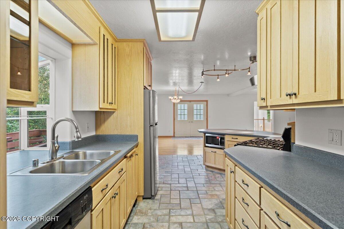 14301 E Norman Avenue Property Photo 19