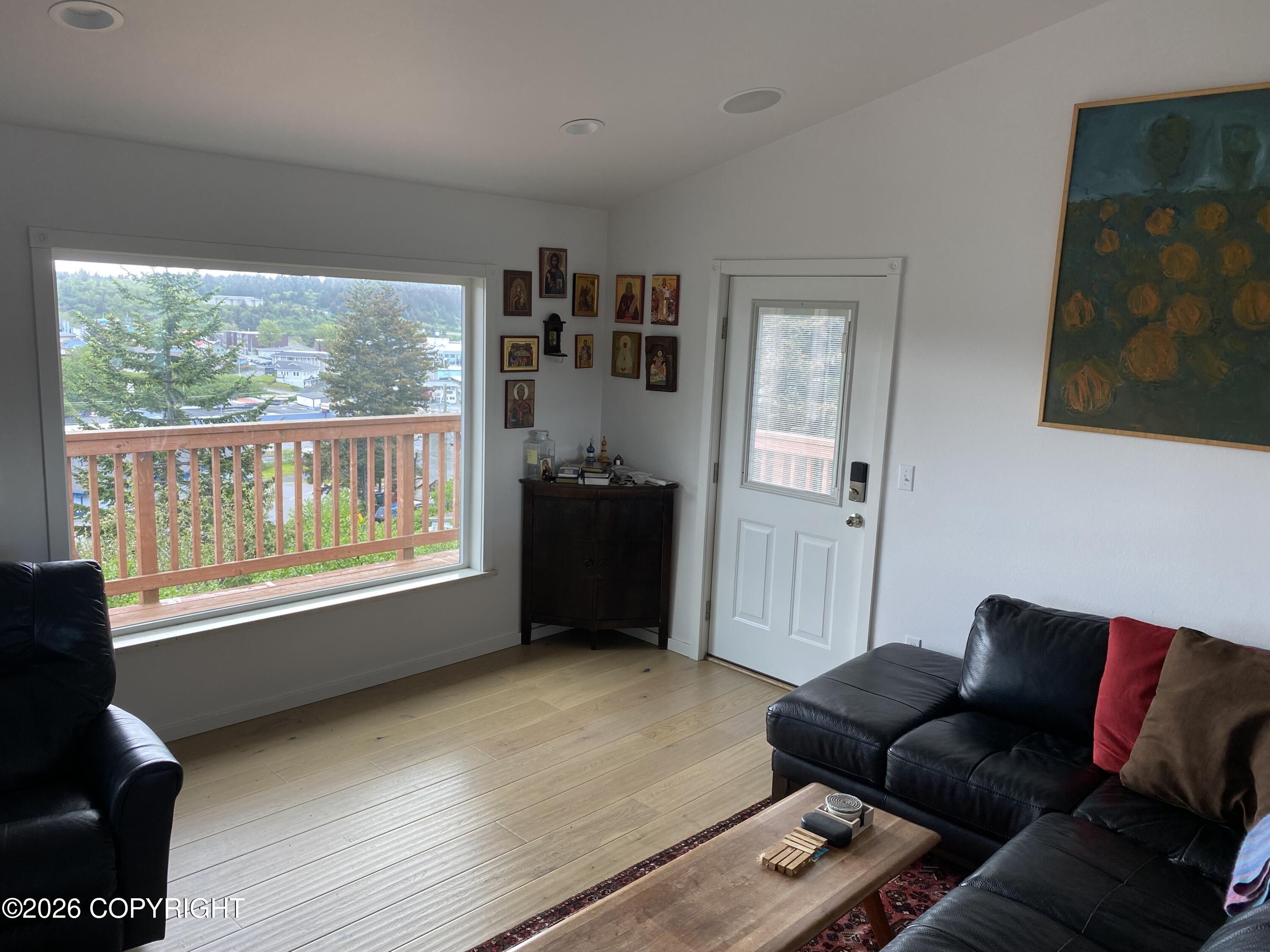 403 Lightfoot Street Property Photo 8
