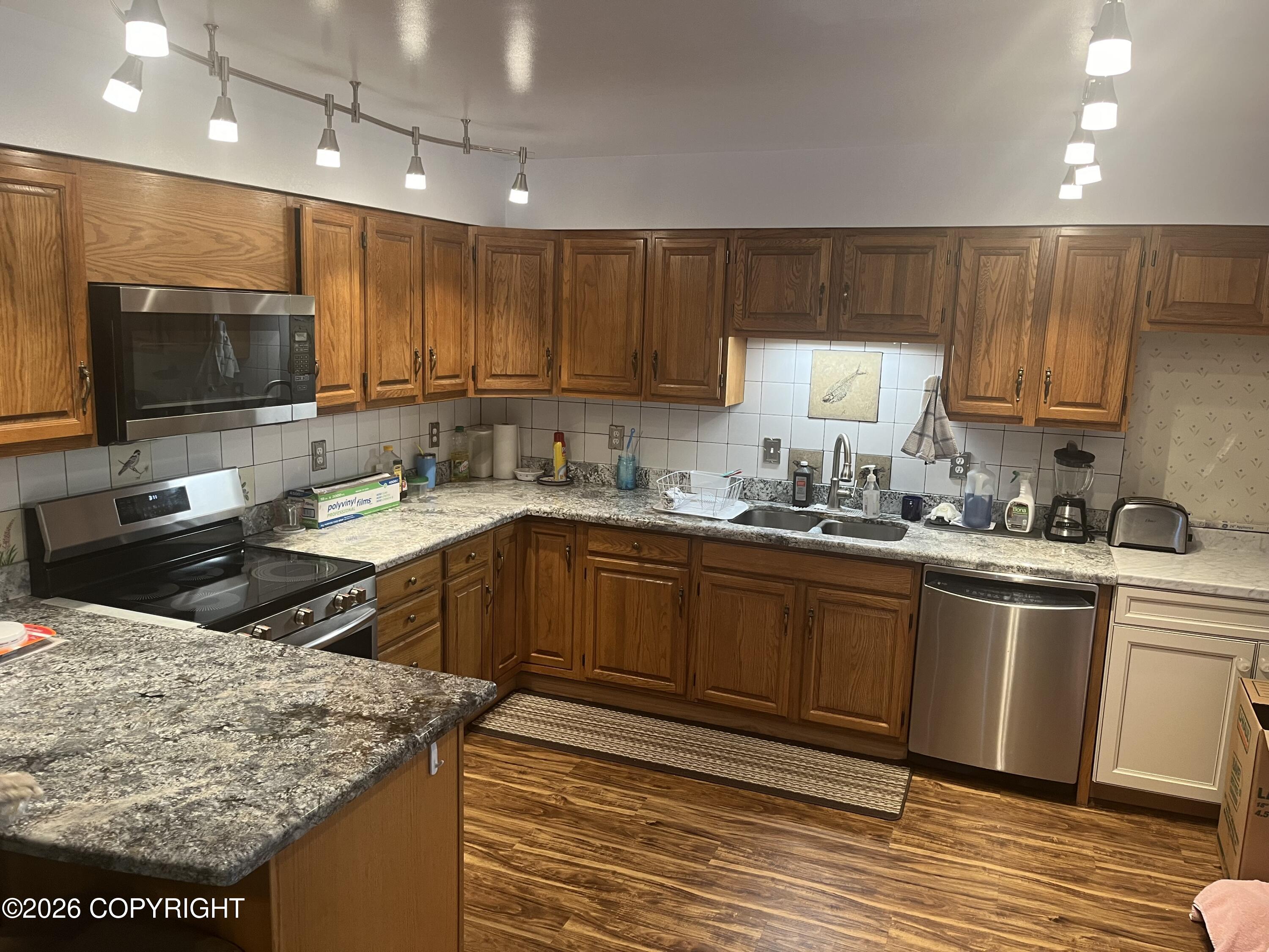 216 Bluefield Property Photo 2