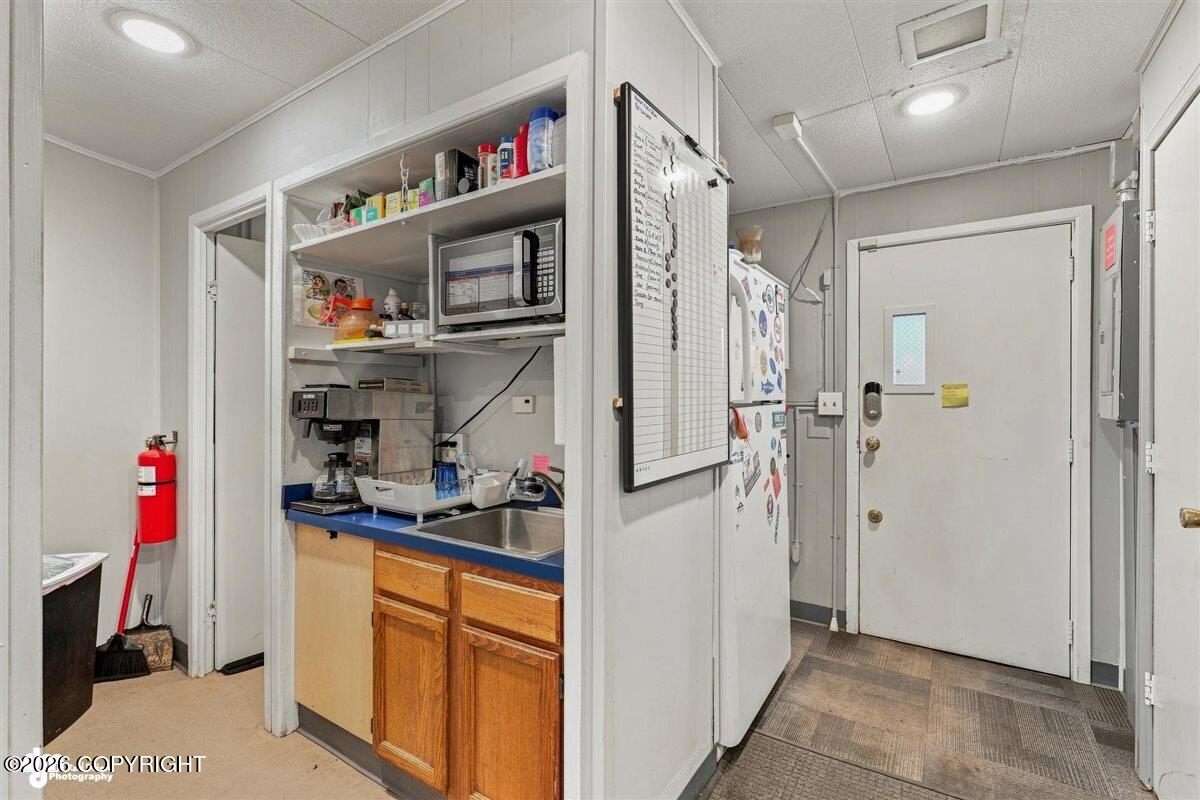 8361 Petersburg Street Property Photo 16
