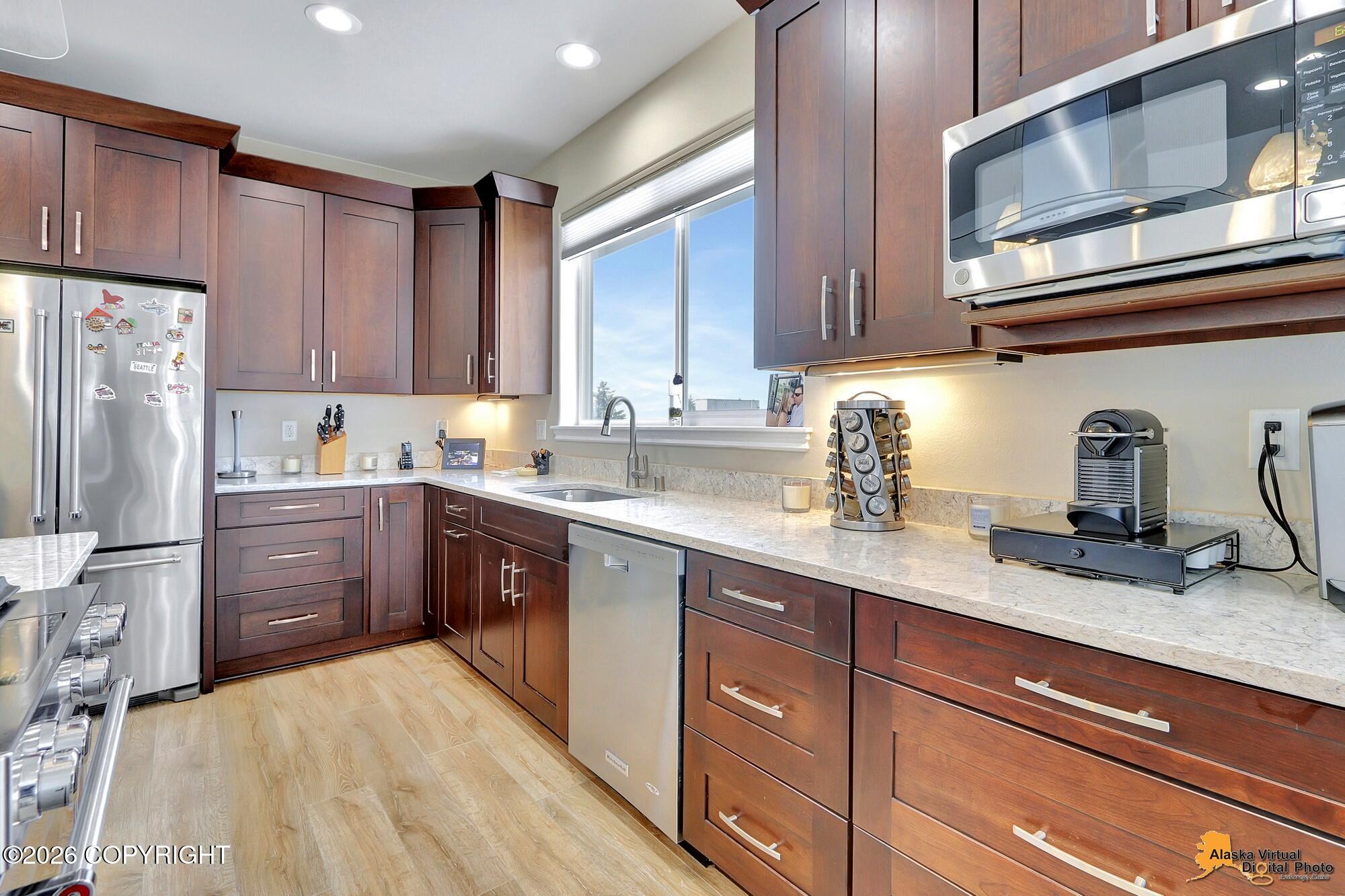 605 Pacific Place Property Photo 20