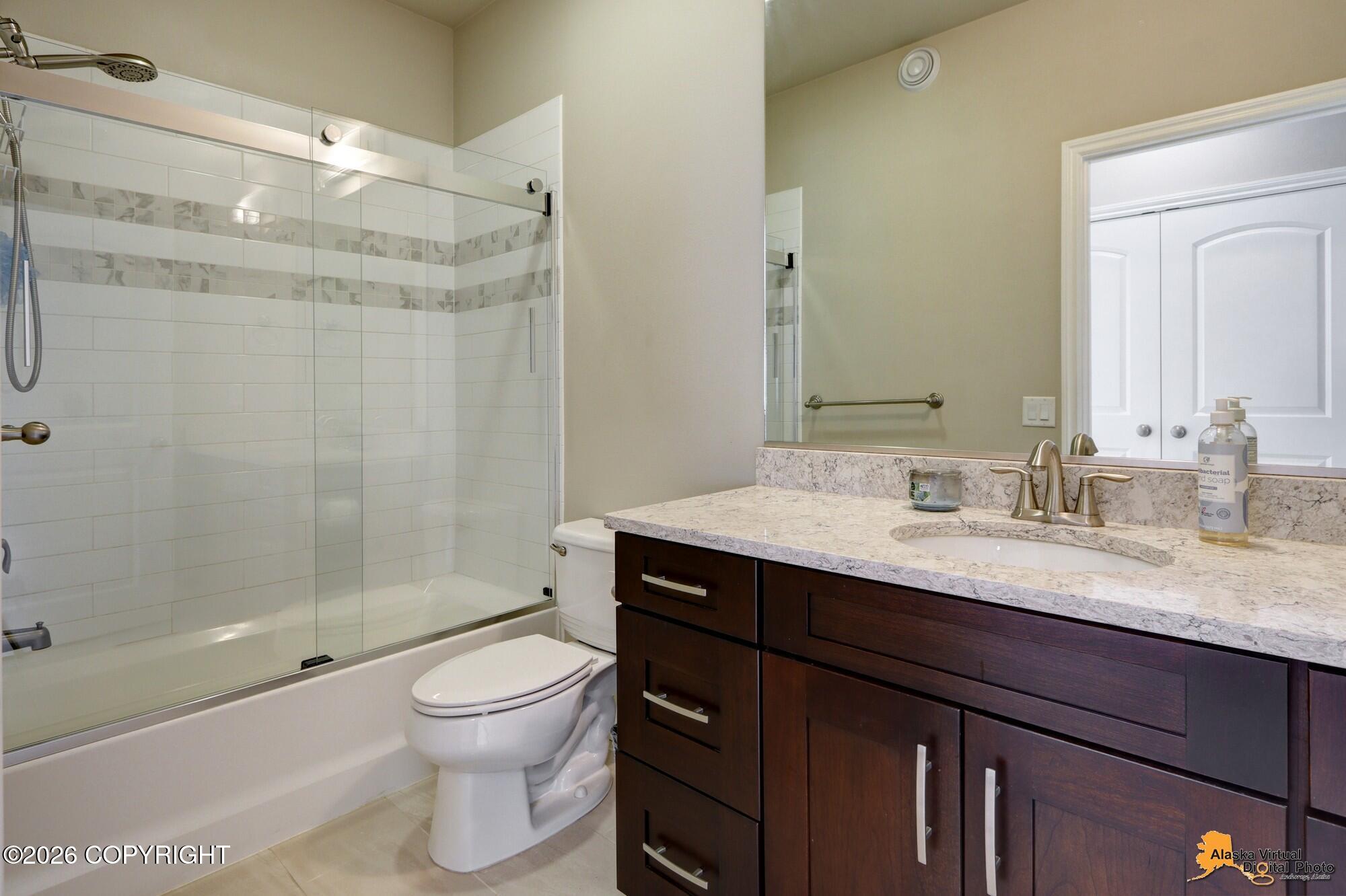 605 Pacific Place Property Photo 33