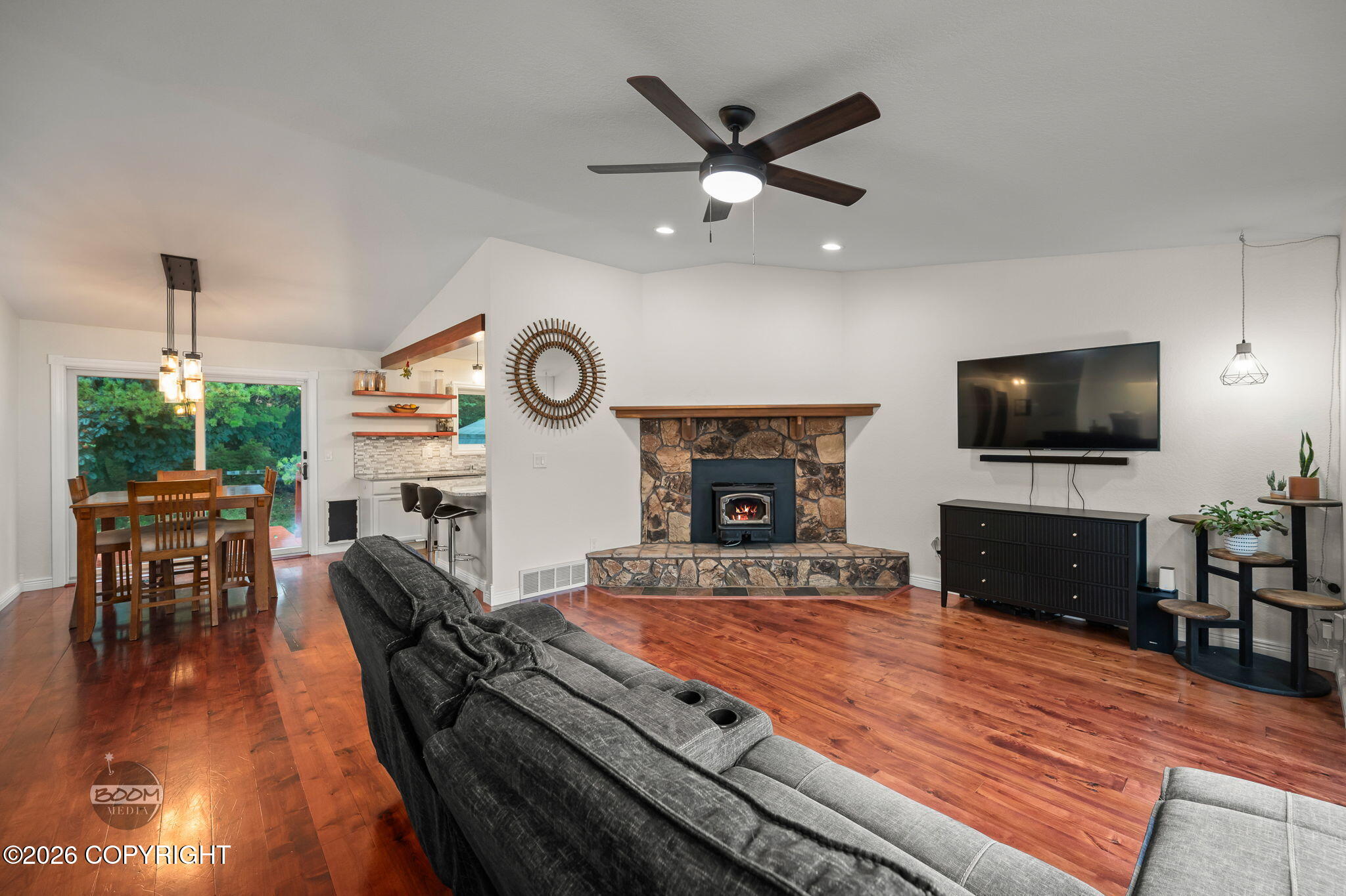 9208 Cam Island Circle Property Photo 7