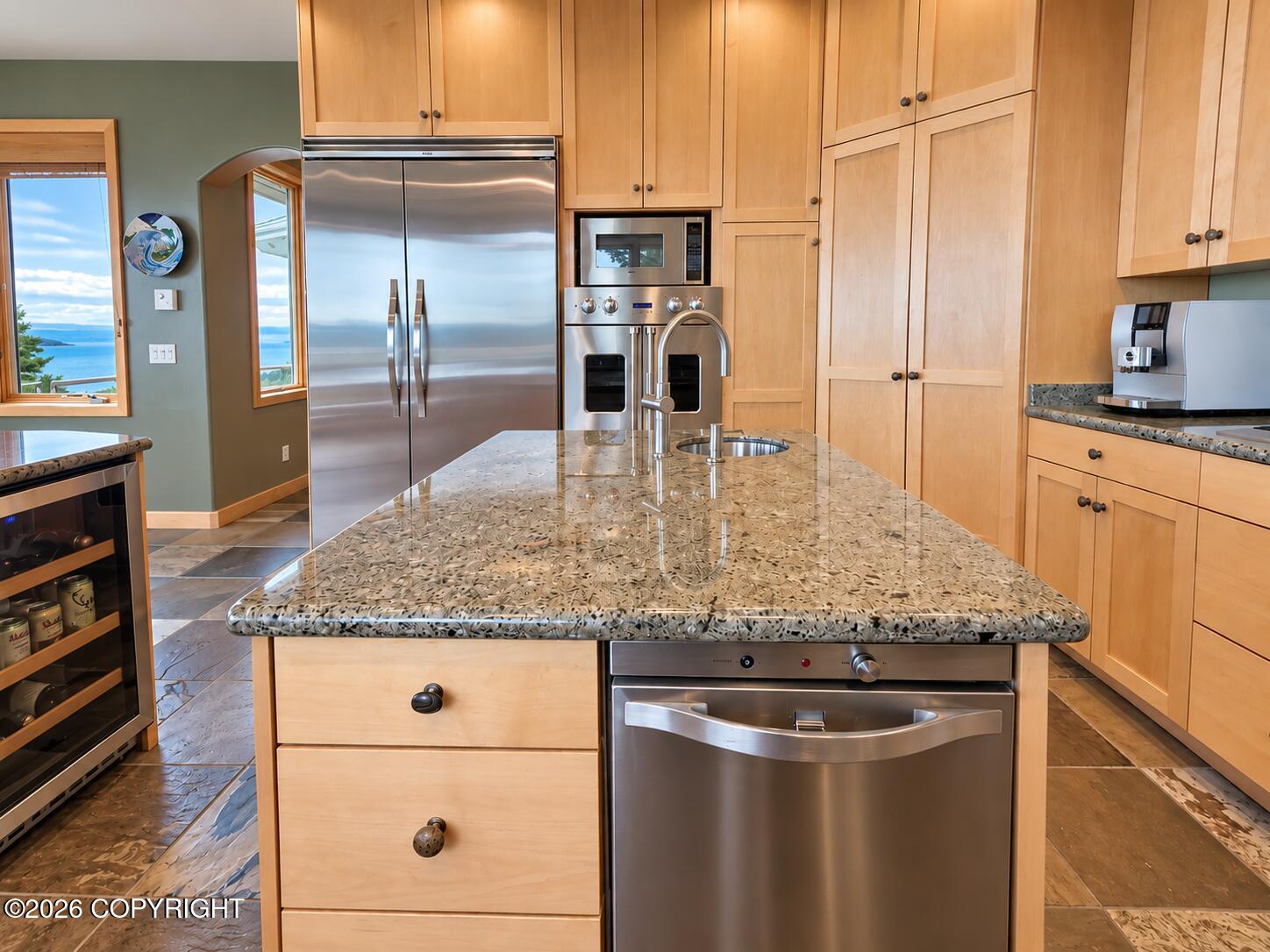 1551 Skyline Drive Property Photo 10
