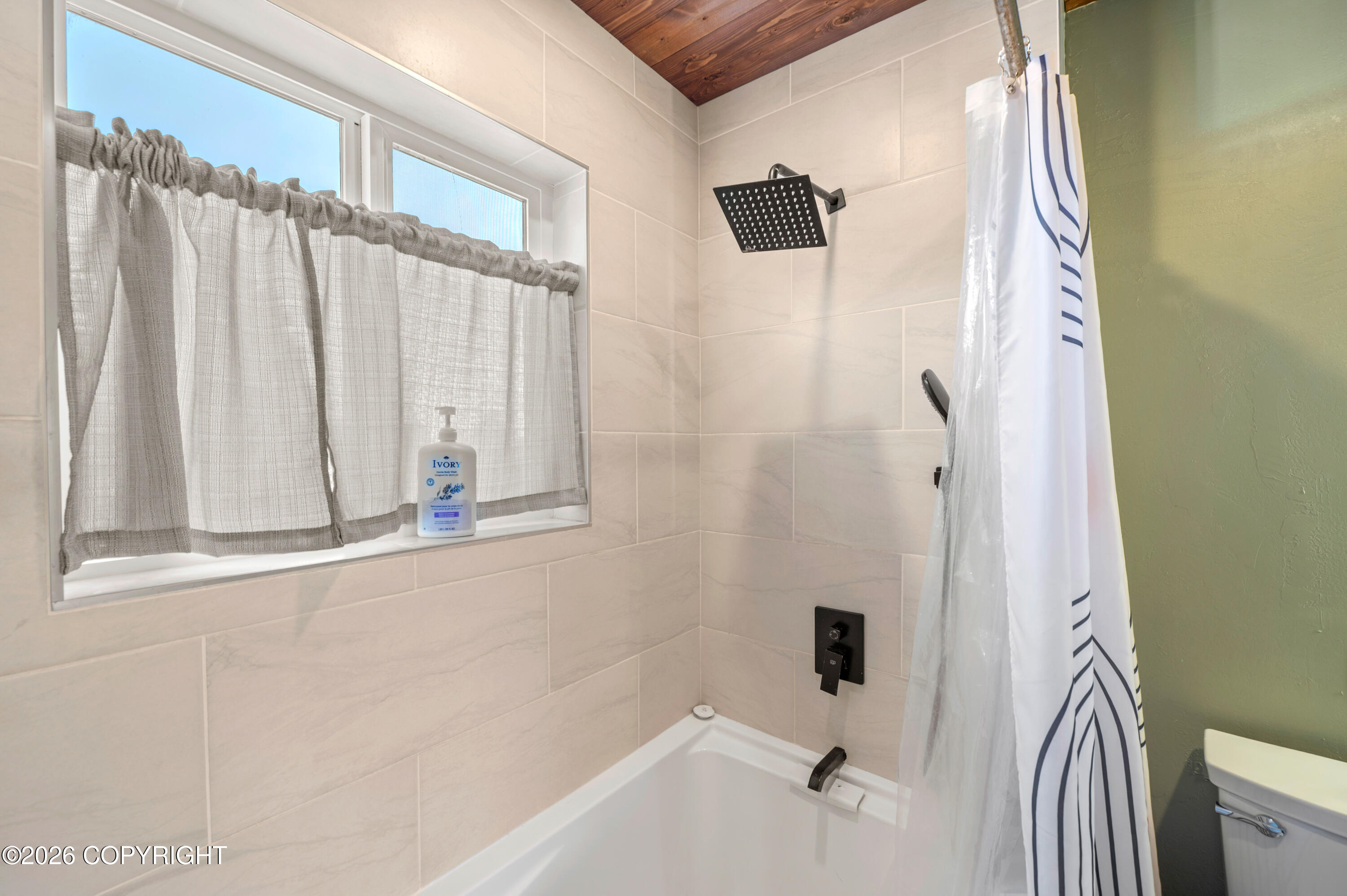 3875 E East End Road Property Photo 41