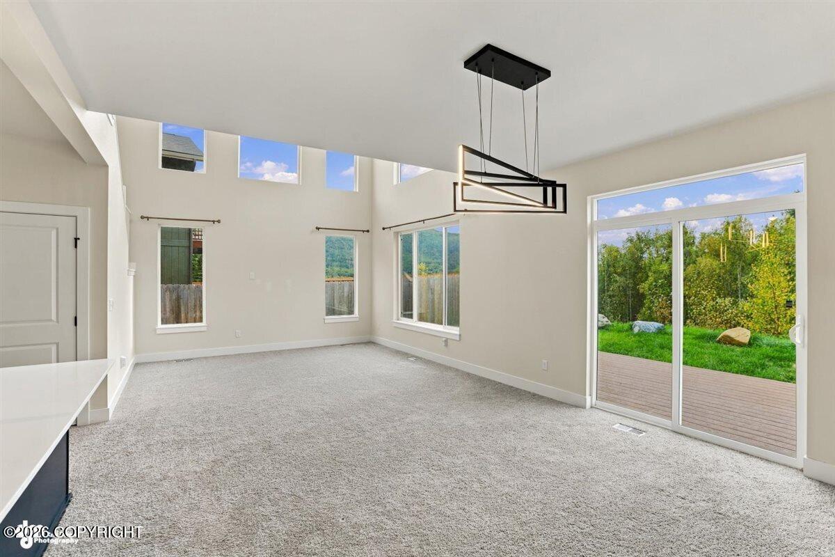 9390 Grey Owl Way Property Photo 2