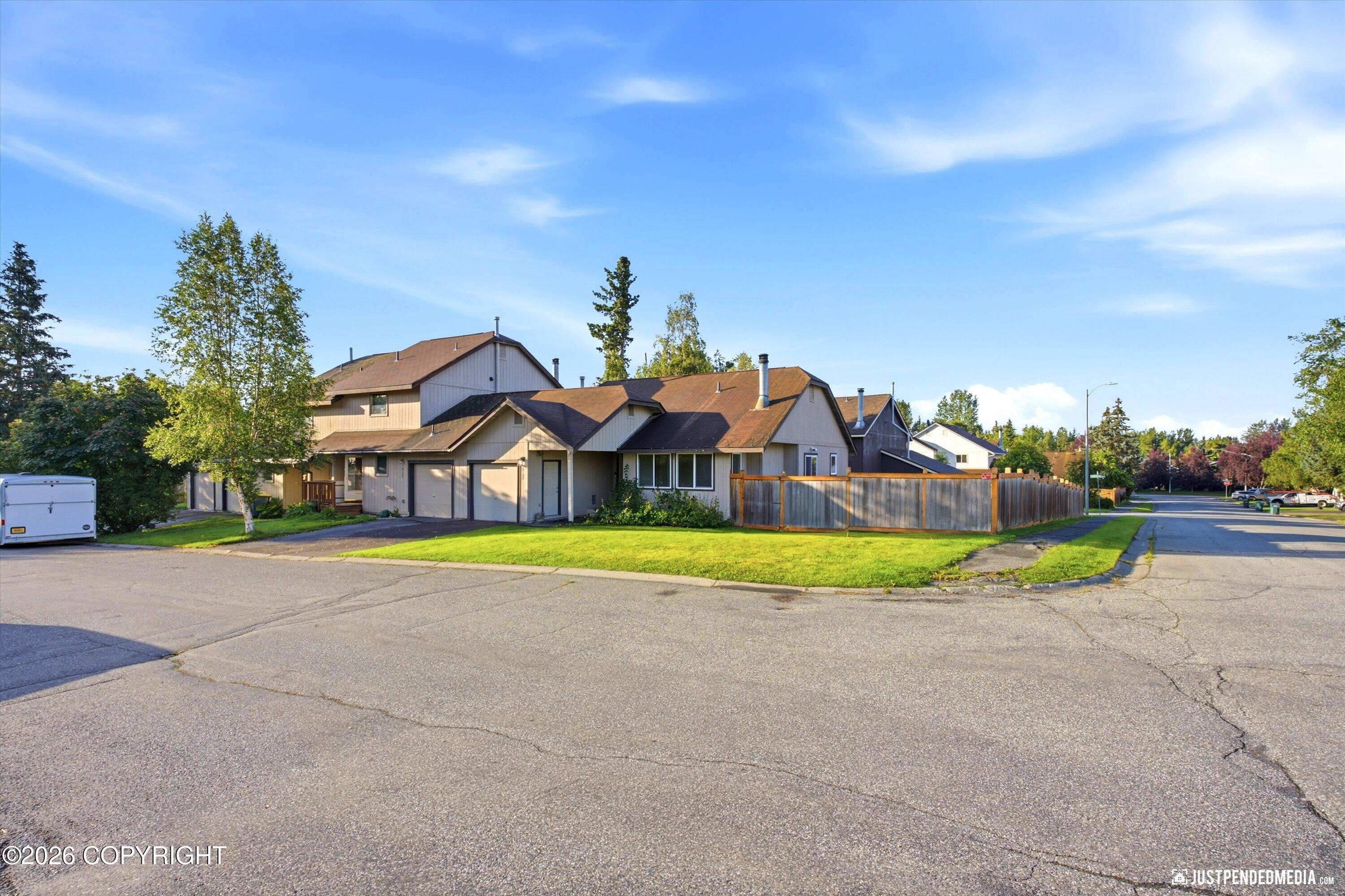 10100 Nantucket Loop Property Photo 1