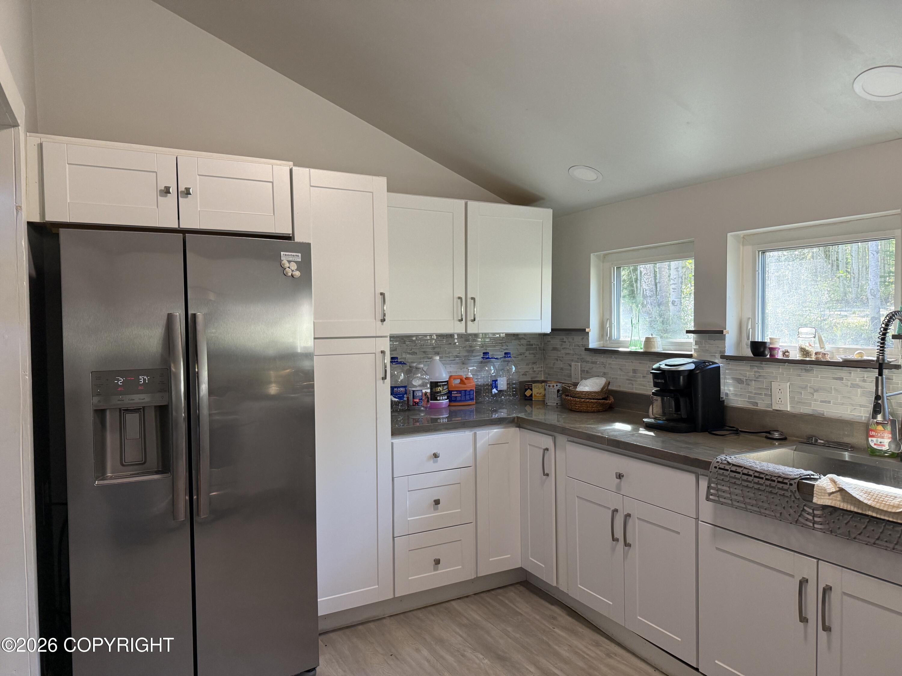 3910 Bluebell Way Property Photo 4