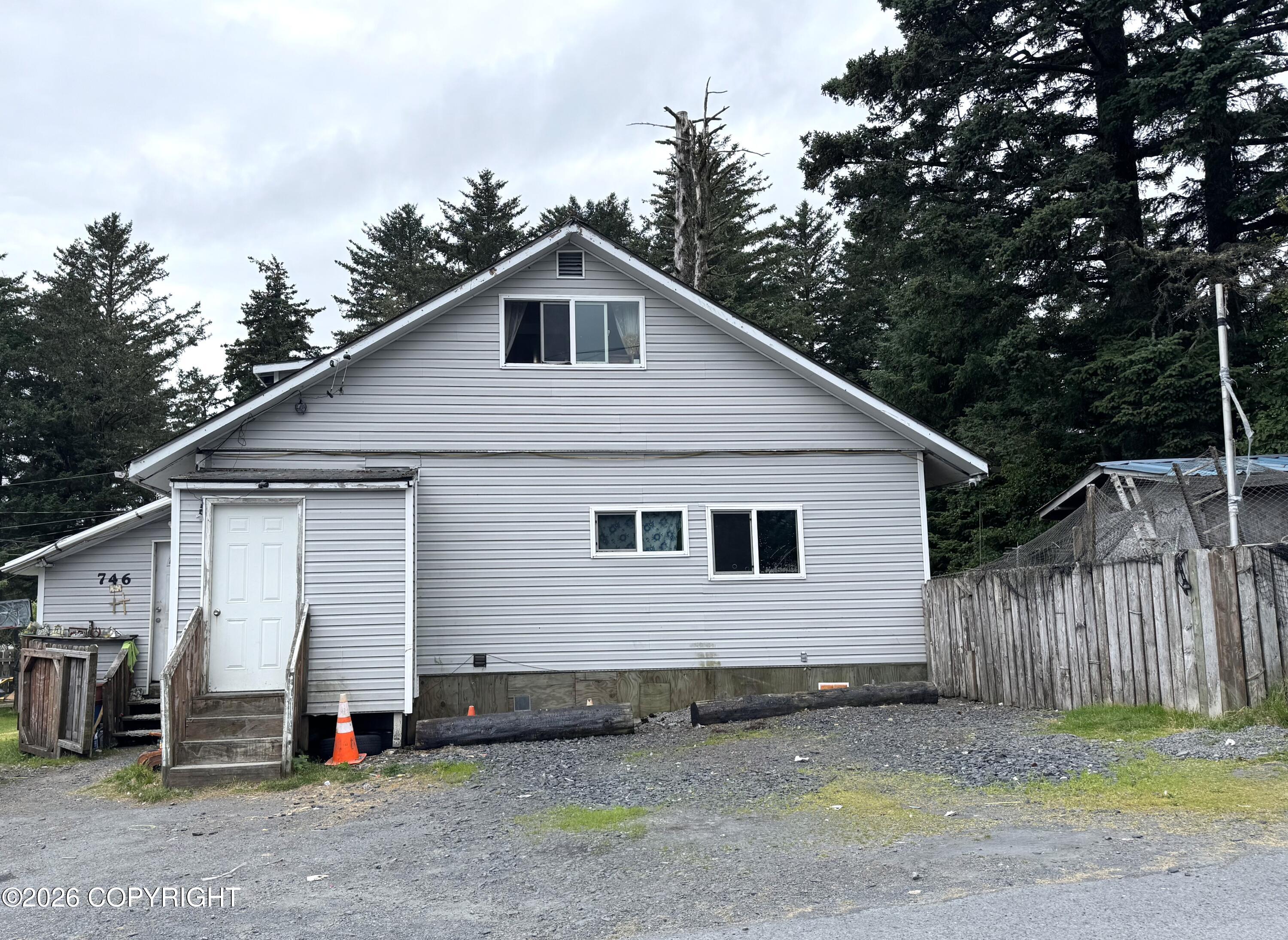 746 Jacksons Lane Property Photo 1