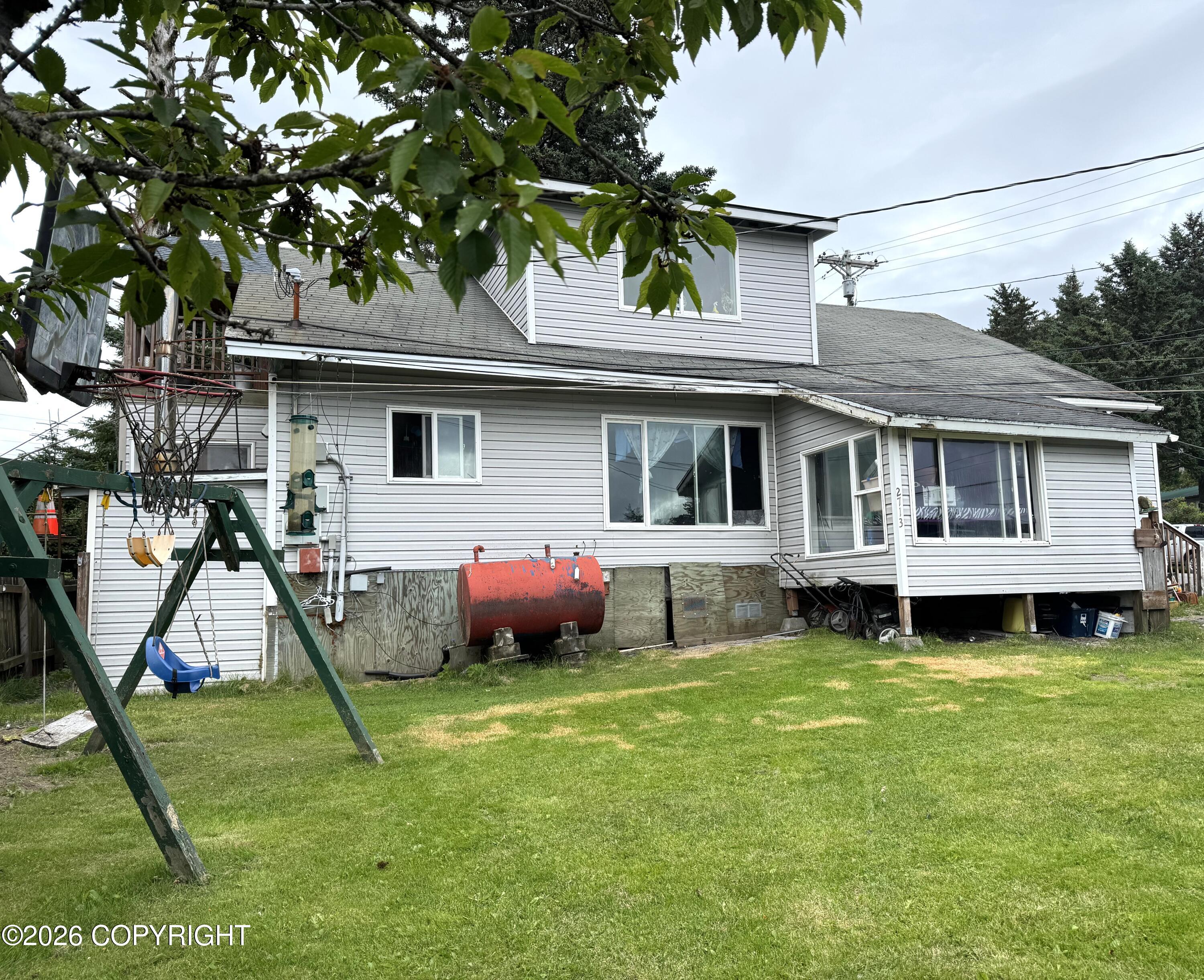 746 Jacksons Lane Property Photo 2