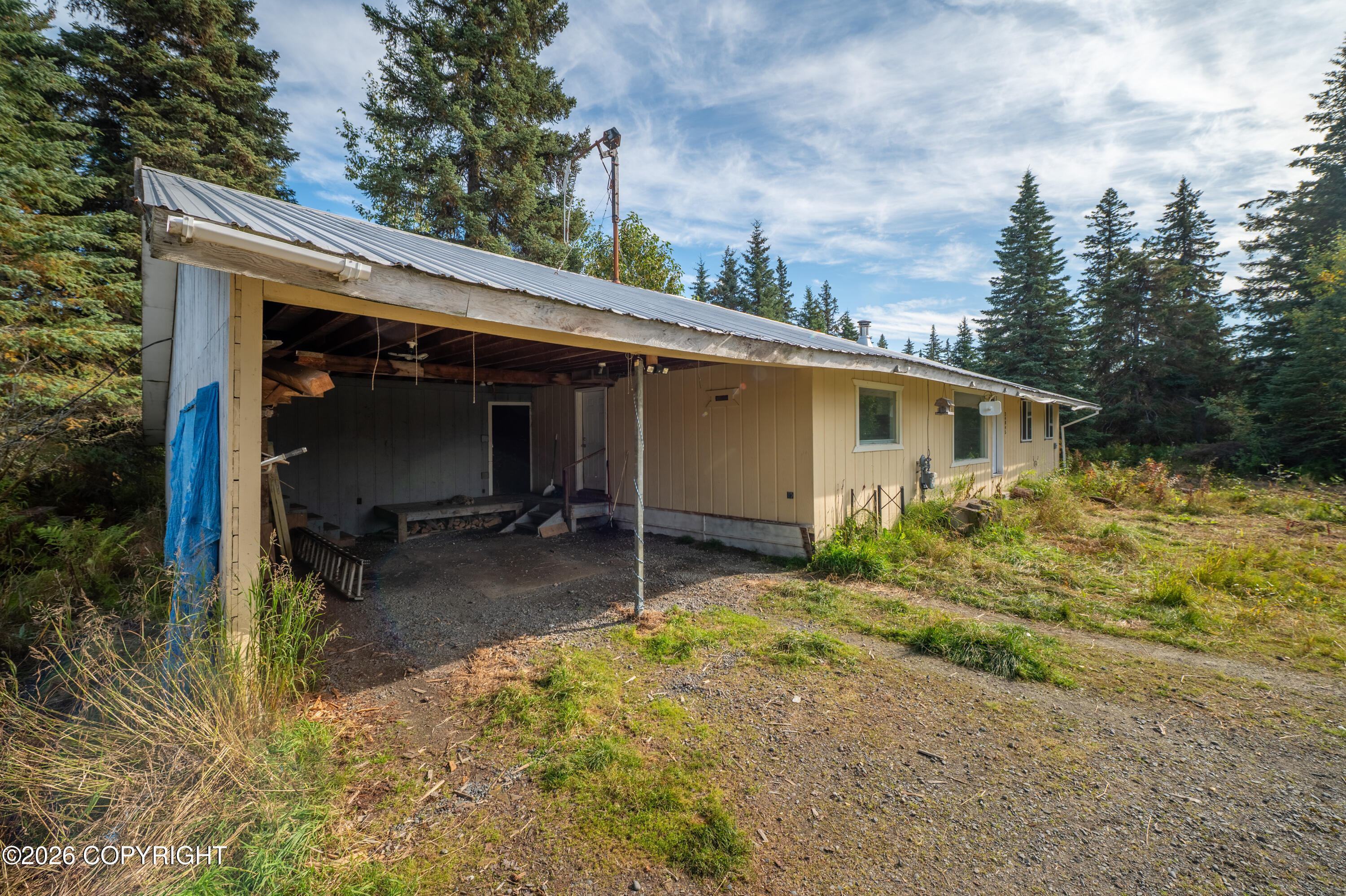34045 North Fork Road Property Photo 3