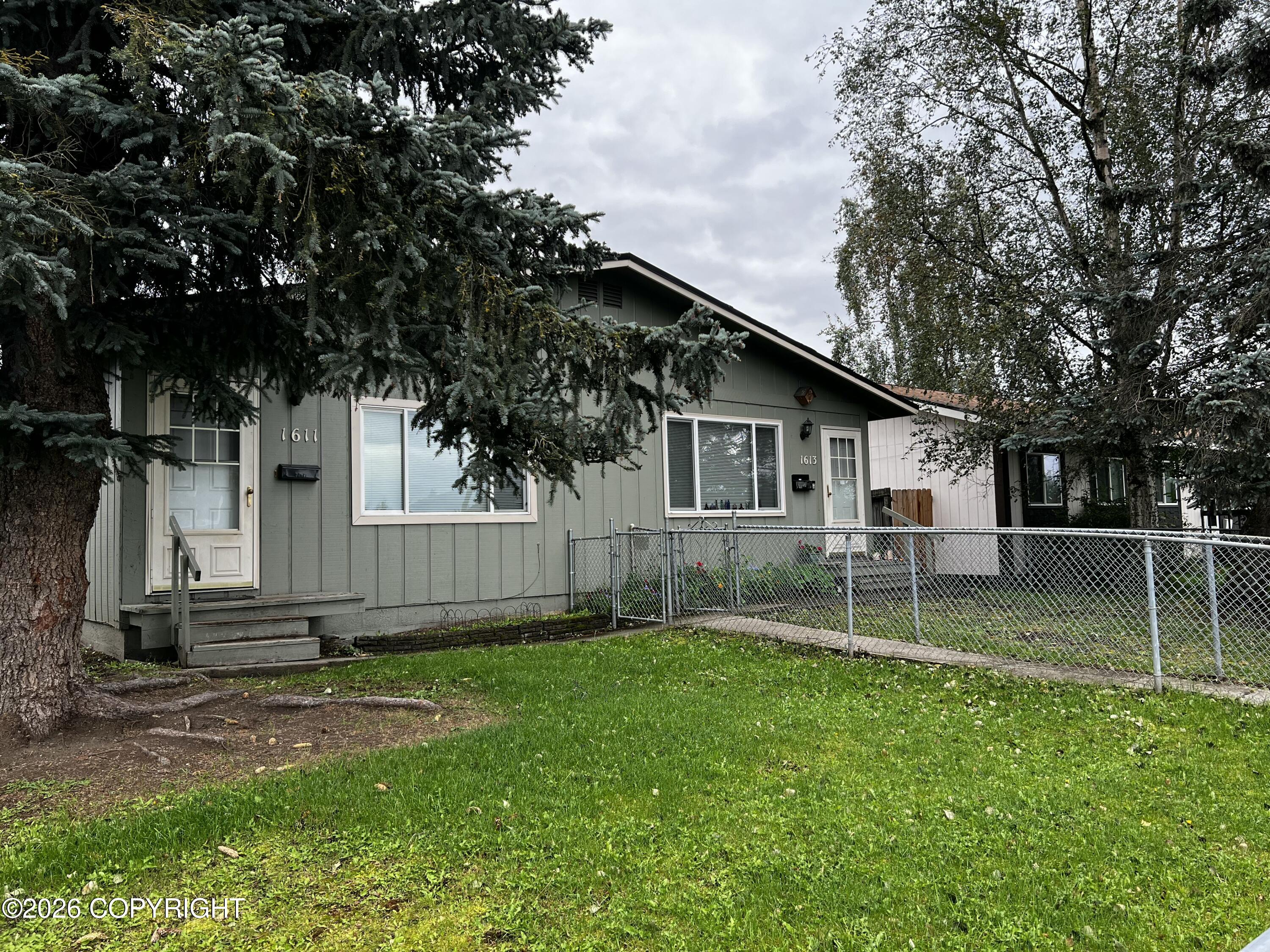 1611 Norene Street Property Photo 3