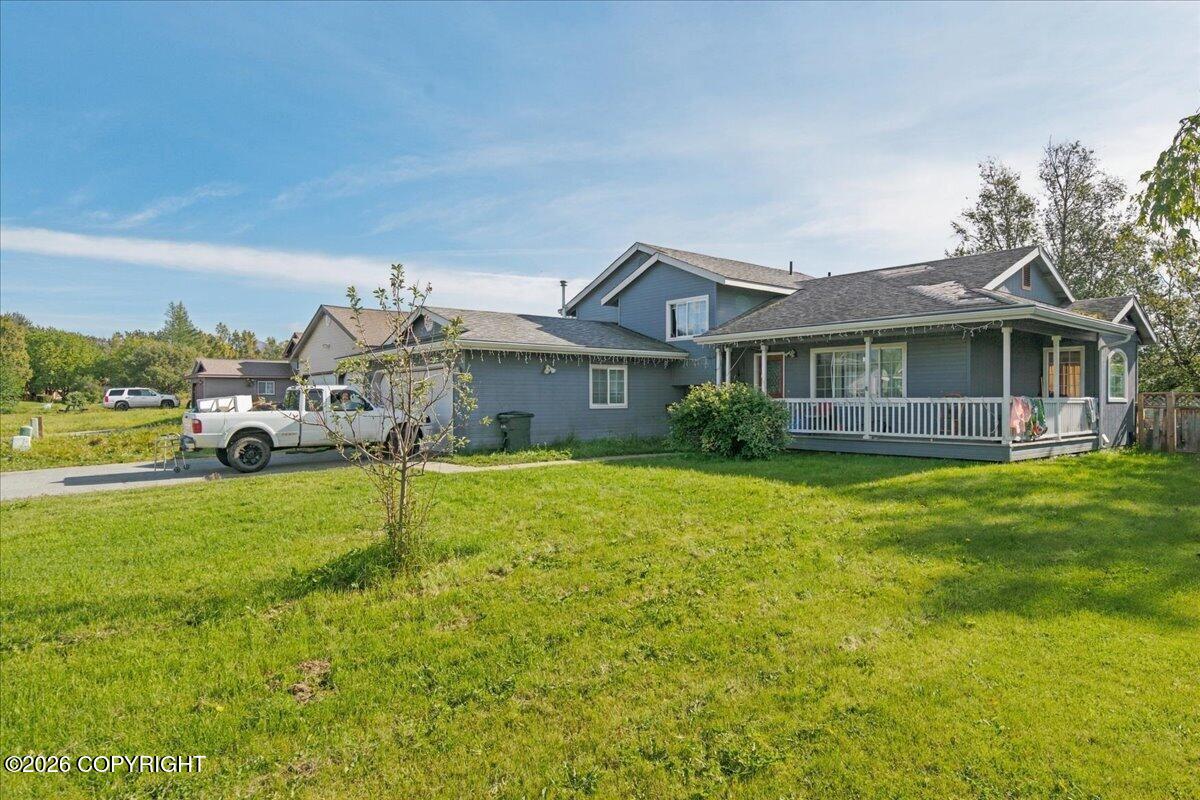 540 W Montana Drive Property Photo 2