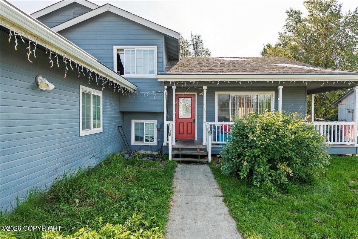 540 W Montana Drive Property Photo 3