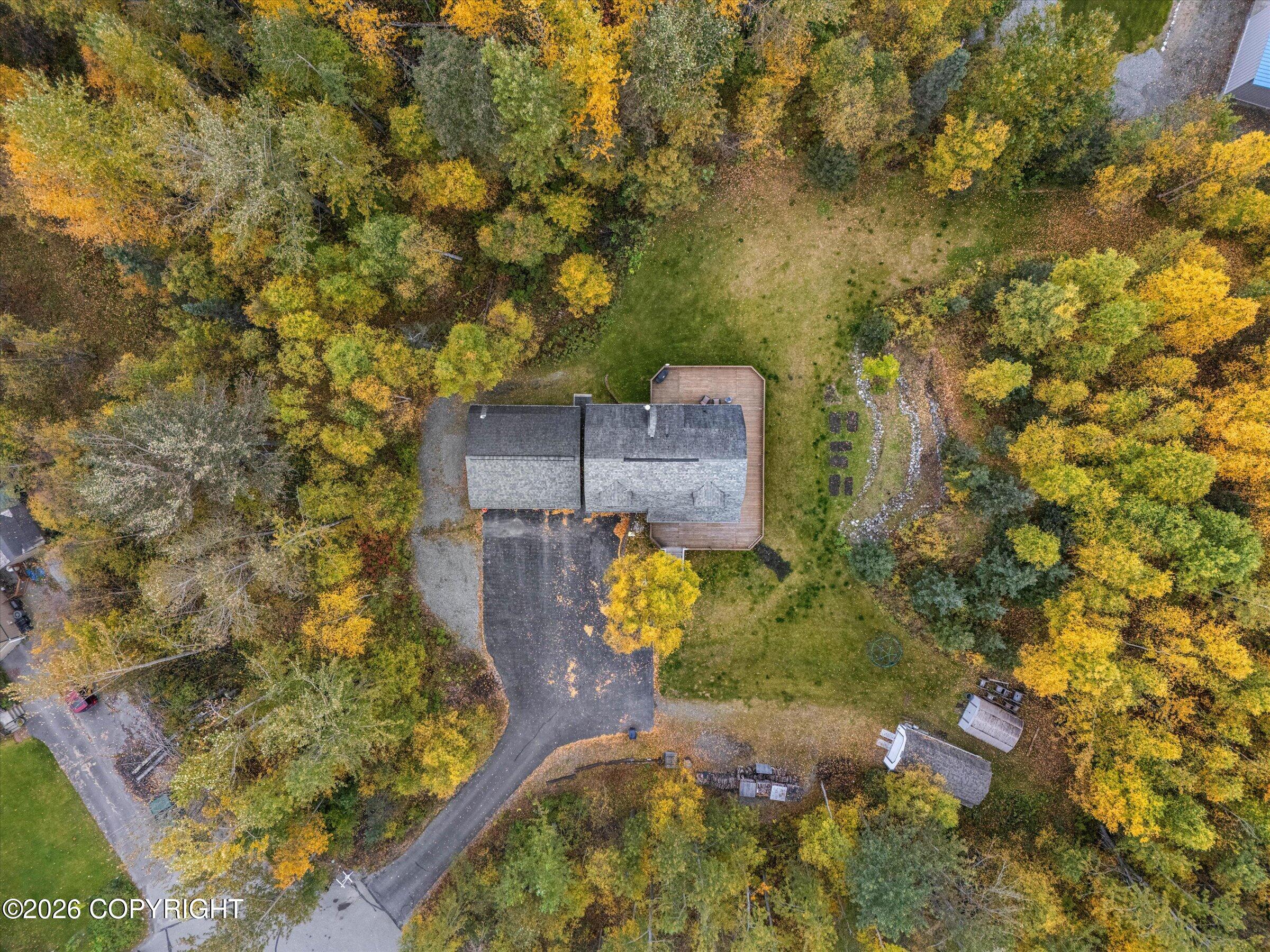 900 N Win Circle Property Photo 1